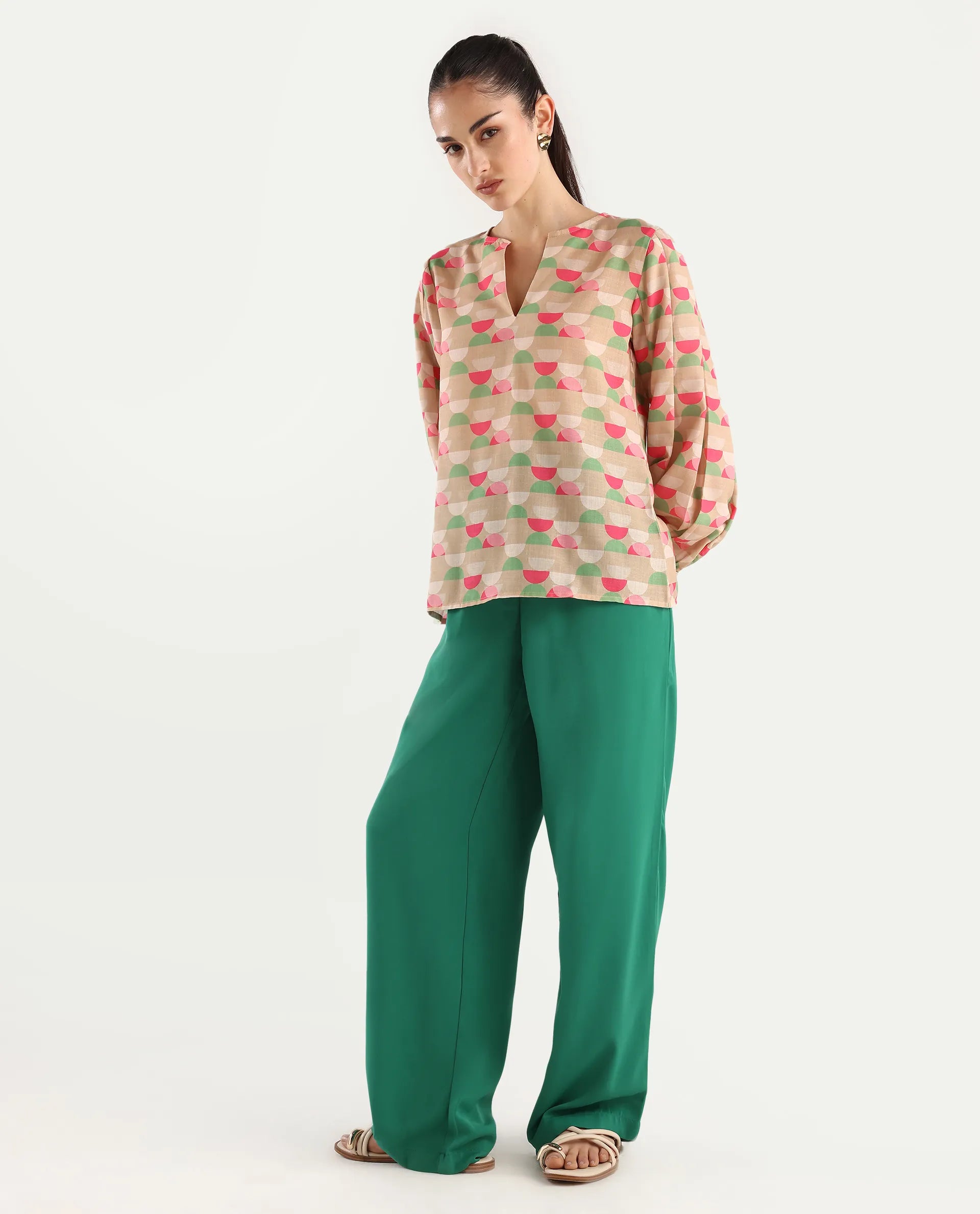 Rareism Women's Buell Green Polyester Plain Ankle Length Straight Fit Trouser