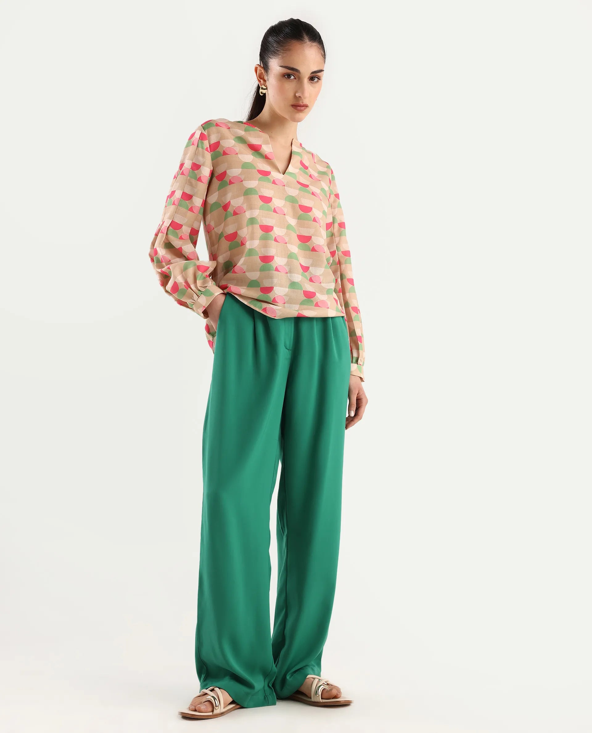 Rareism Women's Buell Green Polyester Plain Ankle Length Straight Fit Trouser