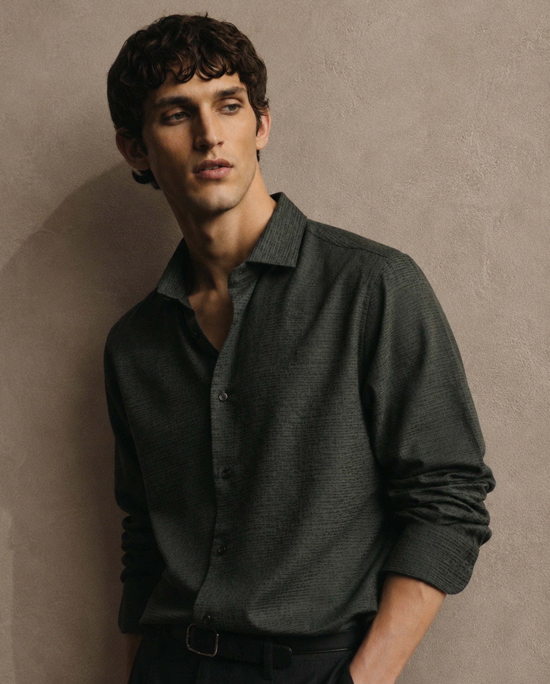 Rare Rabbit Men's Carl Dark Green Polyester Blend Fabric Spread Collar Regular Fit Jacquard Shirt