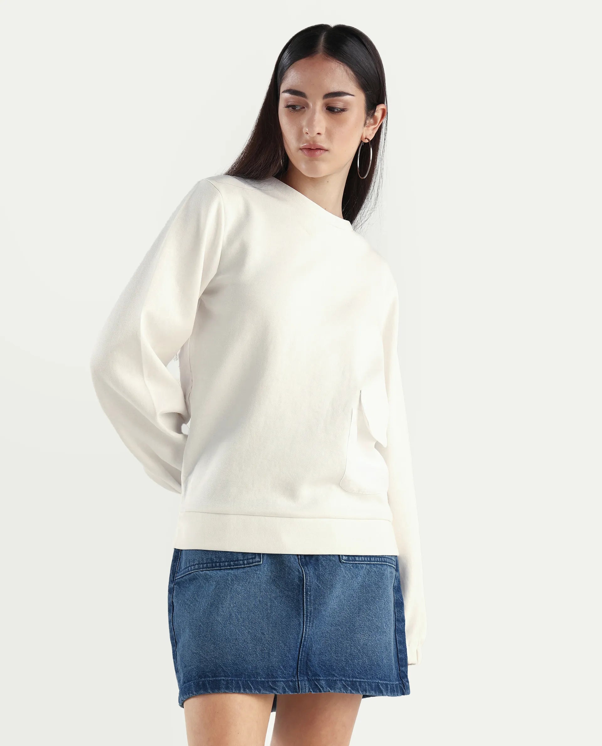 Rareism Women's Century Off White Cotton Blend Crew Neck Plain Relaxed Fit Sweatshirt