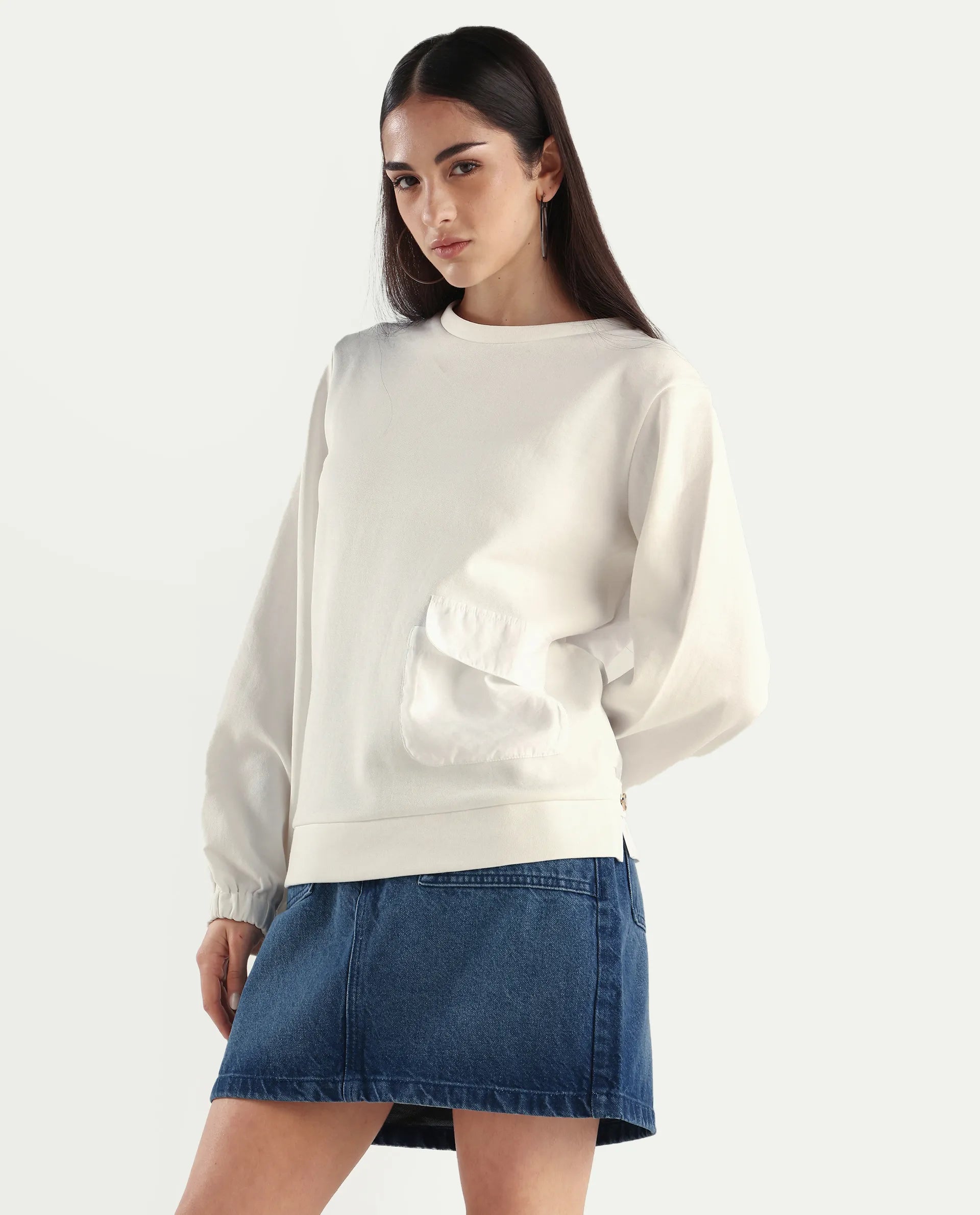 Rareism Women's Century Off White Cotton Blend Crew Neck Plain Relaxed Fit Sweatshirt