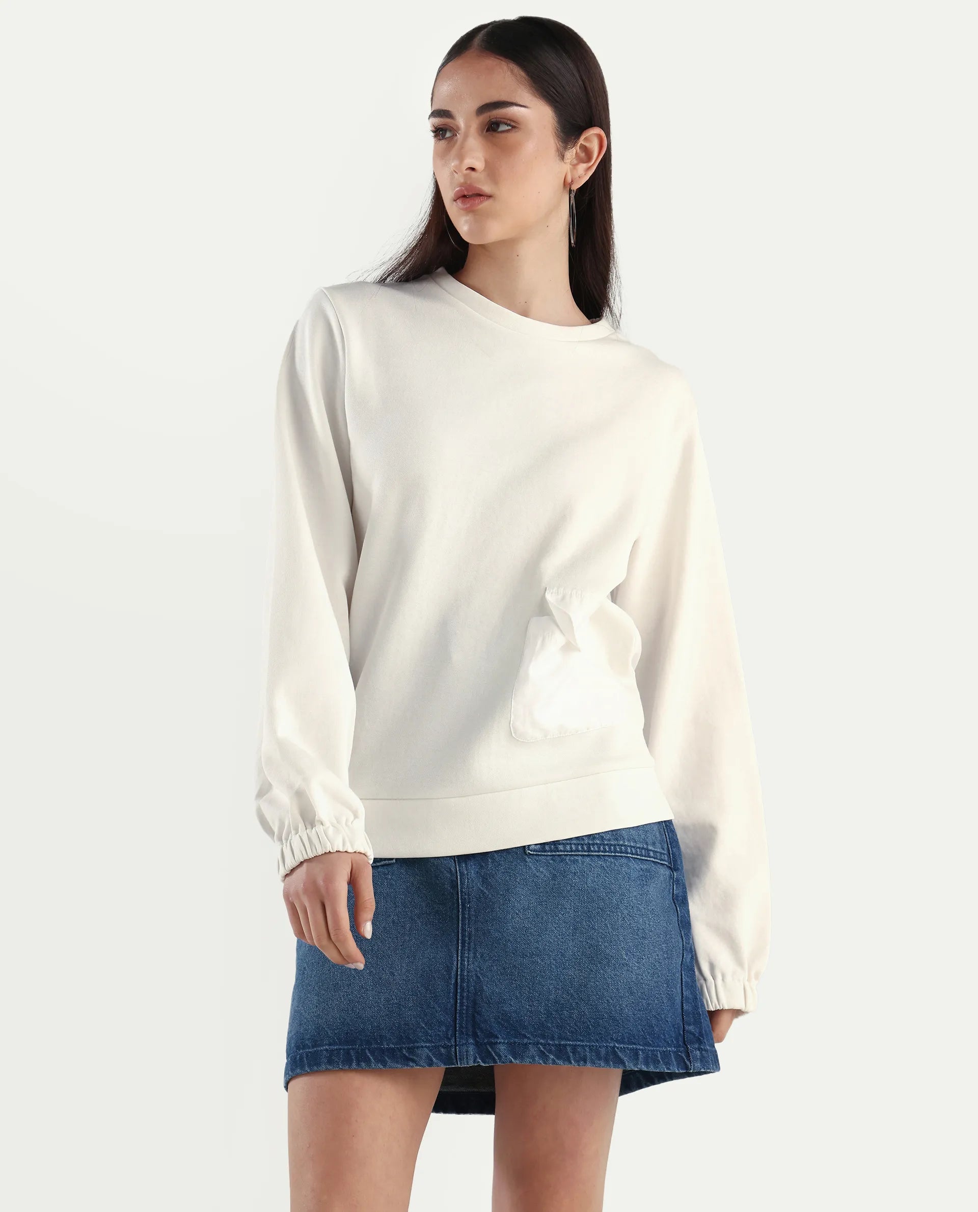 Rareism Women's Century Off White Cotton Blend Crew Neck Plain Relaxed Fit Sweatshirt