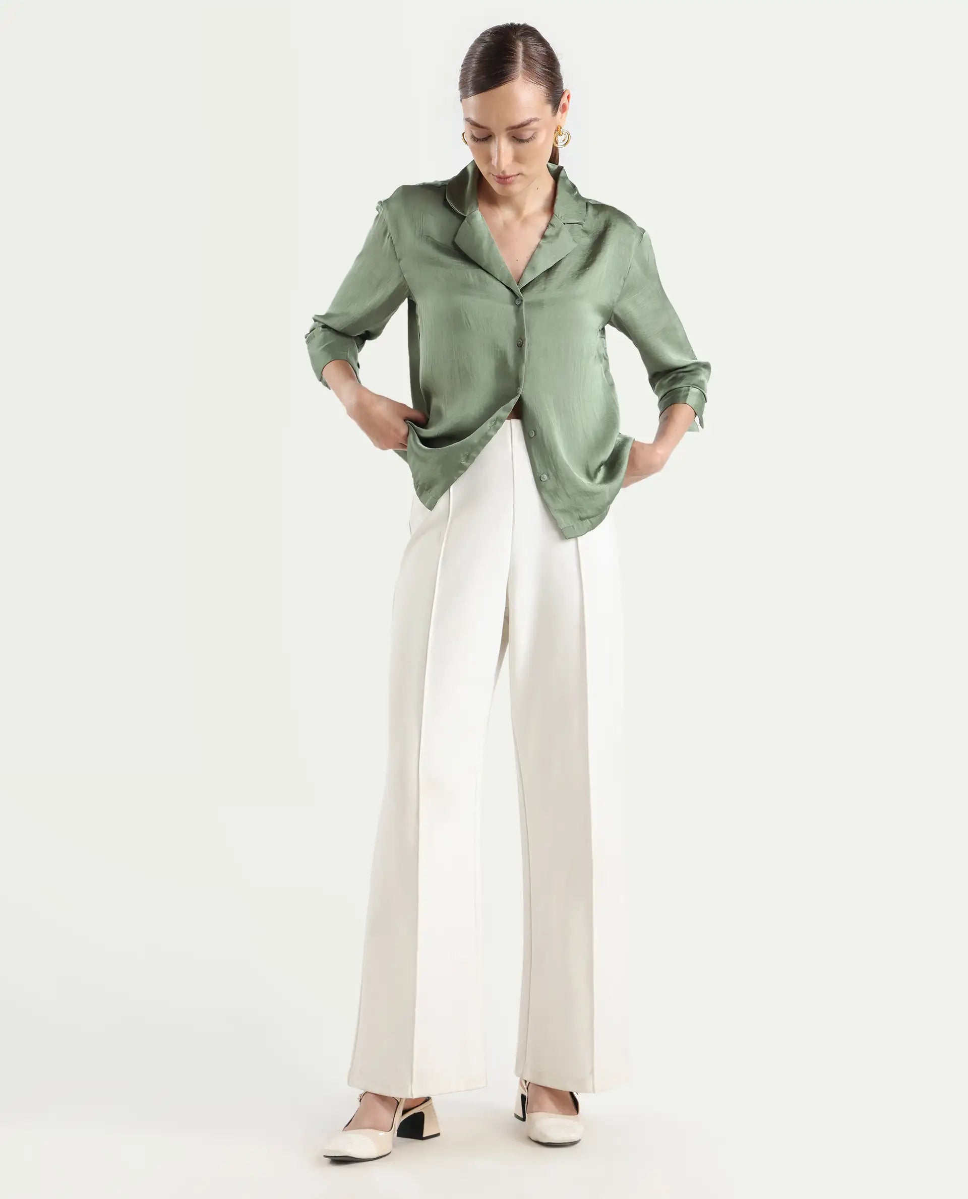 Rareism Women's Chant Light Green Lapel Neck Plain Cuffed Sleeve Regular Fit Top