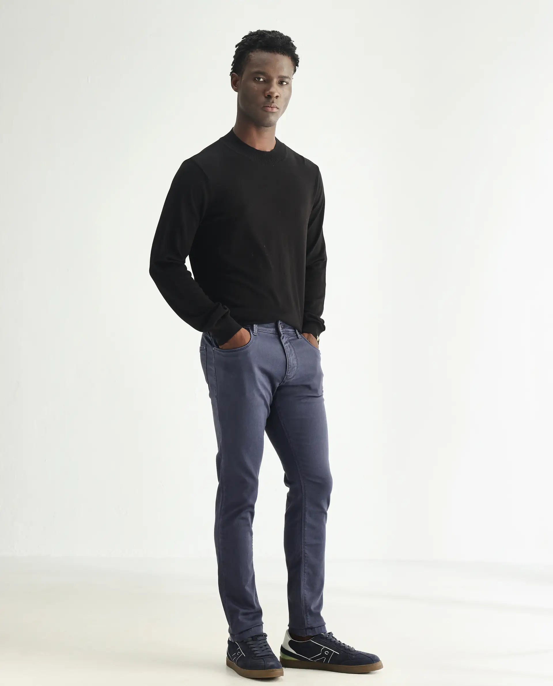 Rare Rabbit Men's Essen Light Purple Cotton Plain Hawk Slim Fit Jeans