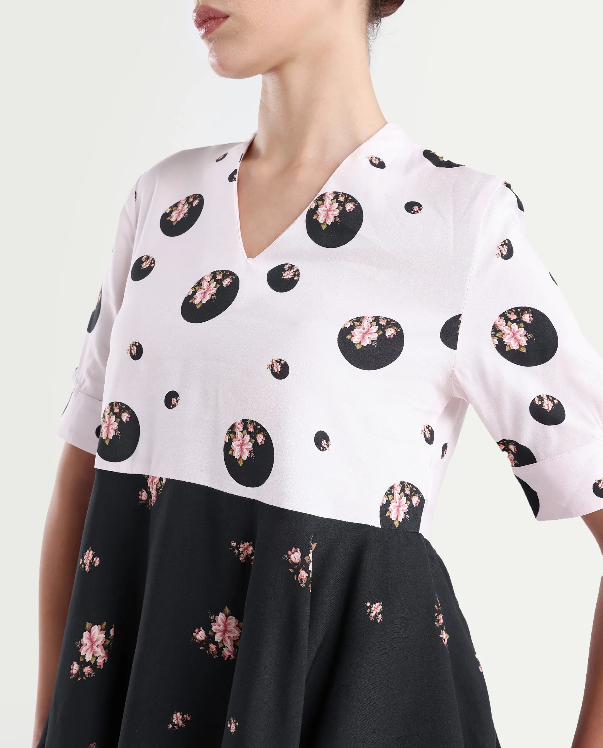 Rareism Women's Euphoria Light Pink Polyester V-Neck Polka Print Cuffed Sleeve Regular Fit Top