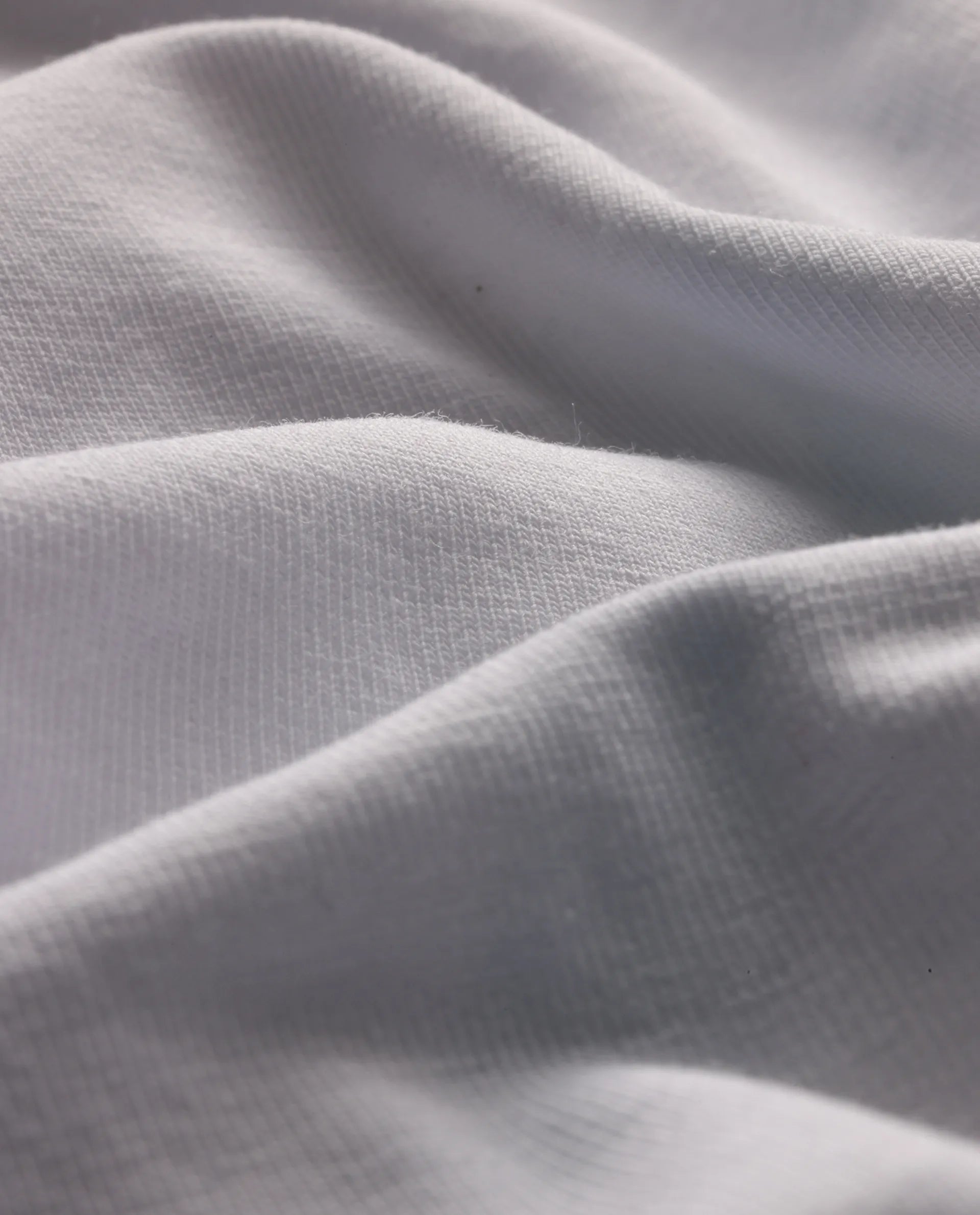 Rare Rabbit Men Chael White Short Sleeve Crew Neck Graphic Print T-Shirt