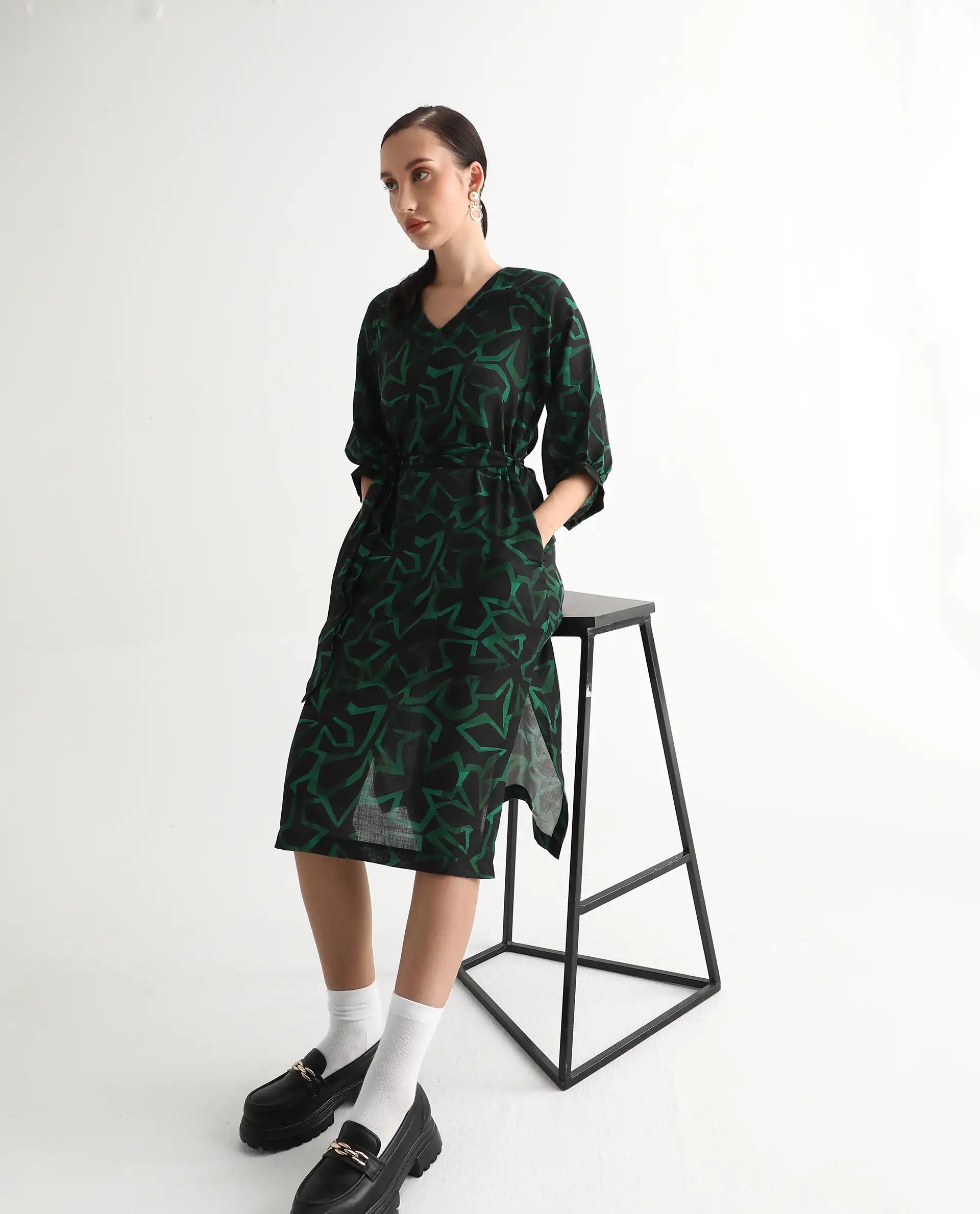 Rareism Women's Feray Dark Black Linen V-Neck Geometric Print Bishop Sleeve Midi A-Line Dress