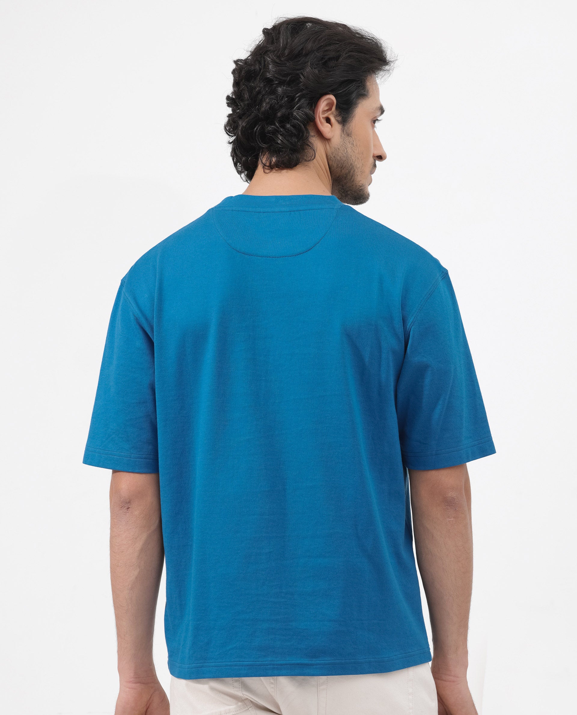 Rare Rabbit Men's Gallos Blue Short Sleeve Oversized Solid T-Shirt