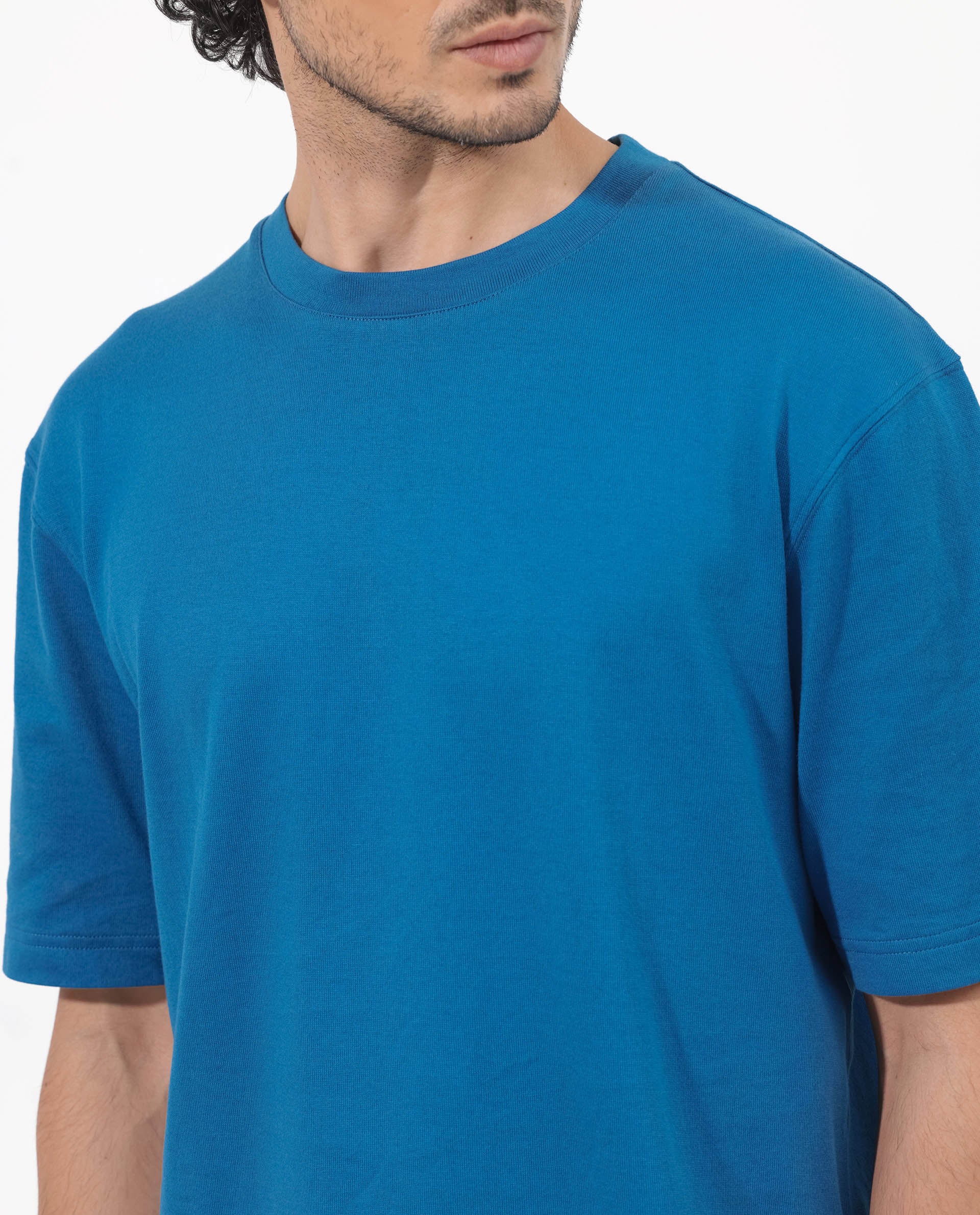 Rare Rabbit Men's Gallos Blue Short Sleeve Oversized Solid T-Shirt