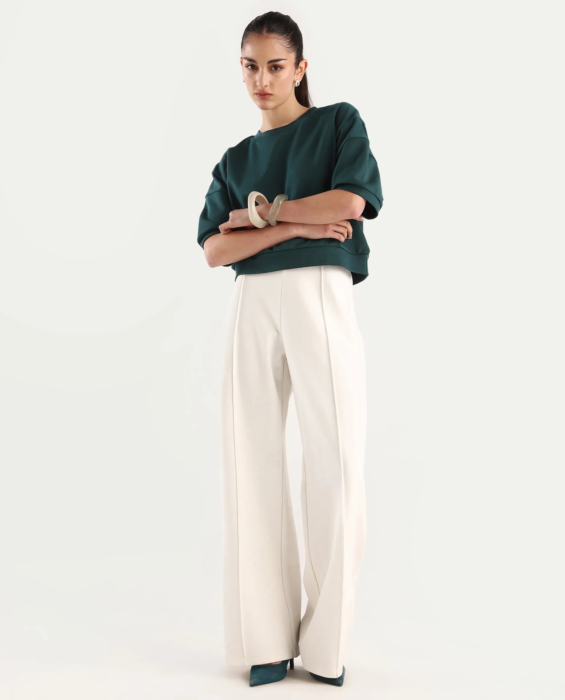 Rareism Women's Ganges Green Cotton Blend Crew Neck Plain Crop Relaxed Fit Sweatshirt