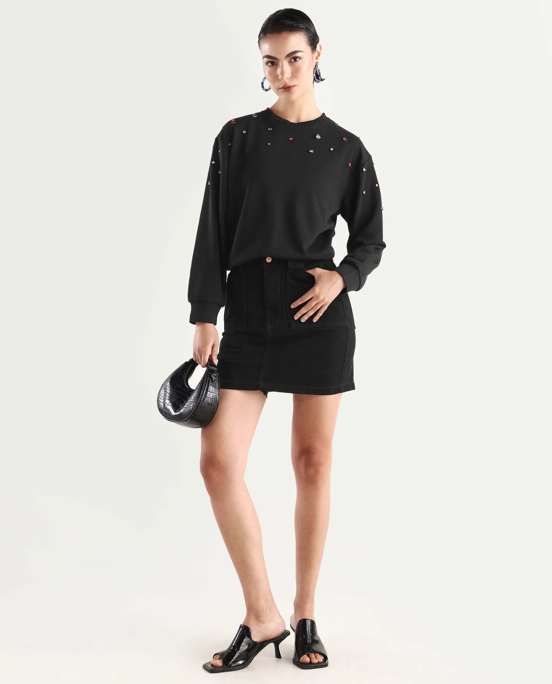 Rareism Women's Gera Black Cotton Blend Crew Neck Plain Relaxed Fit Sweatshirt