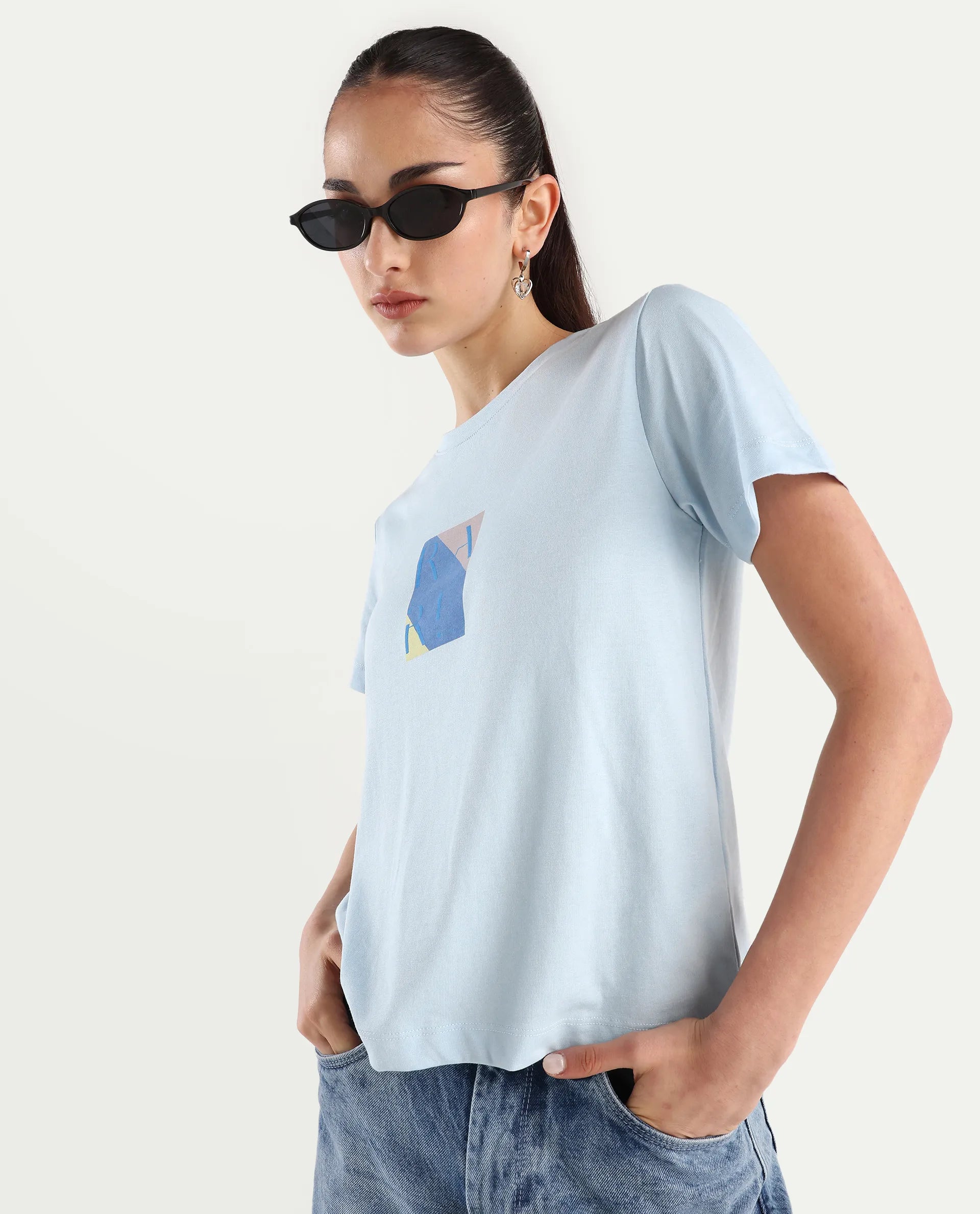 Rareism Women's Hanna Light Blue Cotton Blend Crew Neck Graphic Print Regular Fit T-Shirt