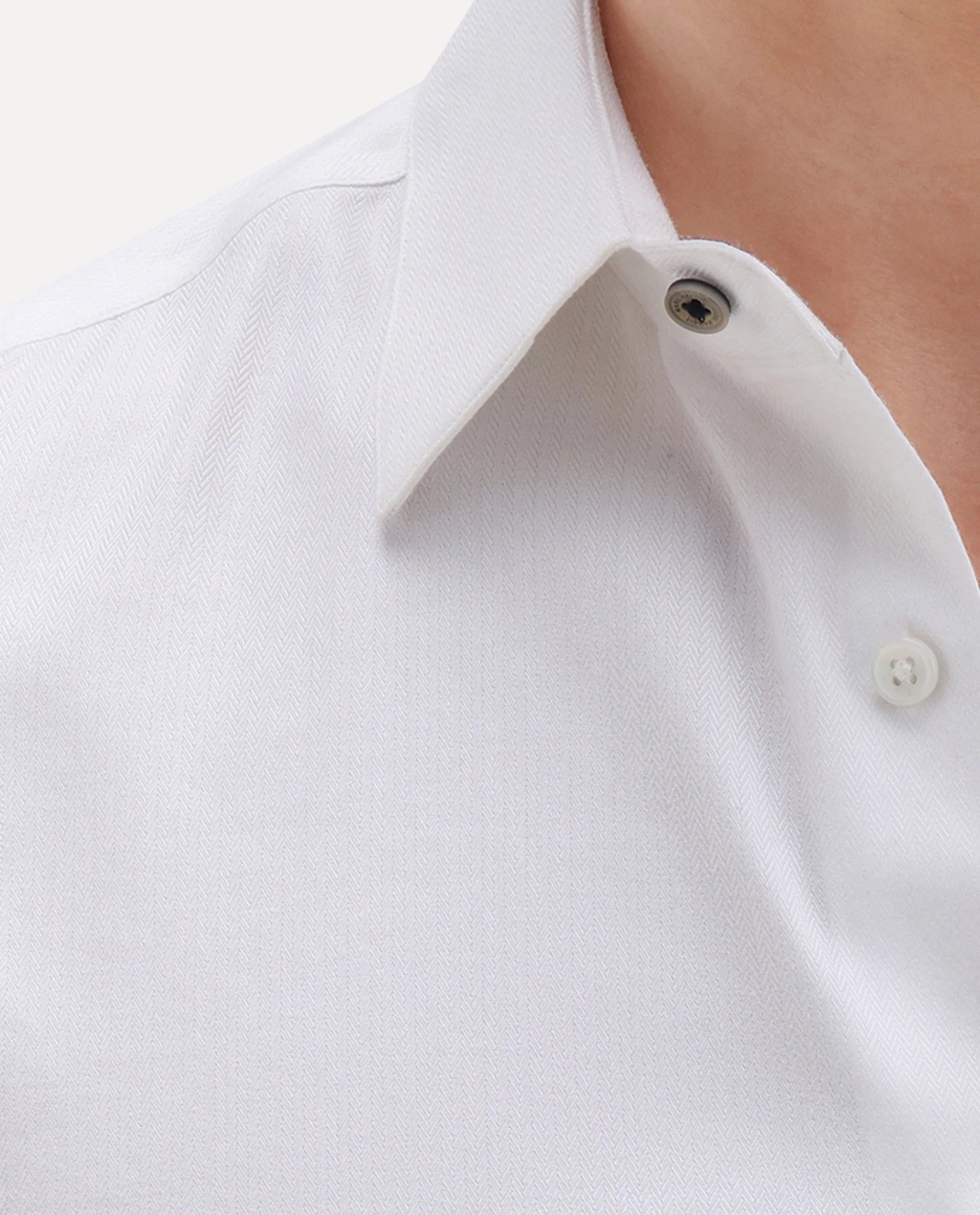 Rare Rabbit Men's Giro White Cotton Full Sleeve Spread Collar Regular Fit Plain Shirt