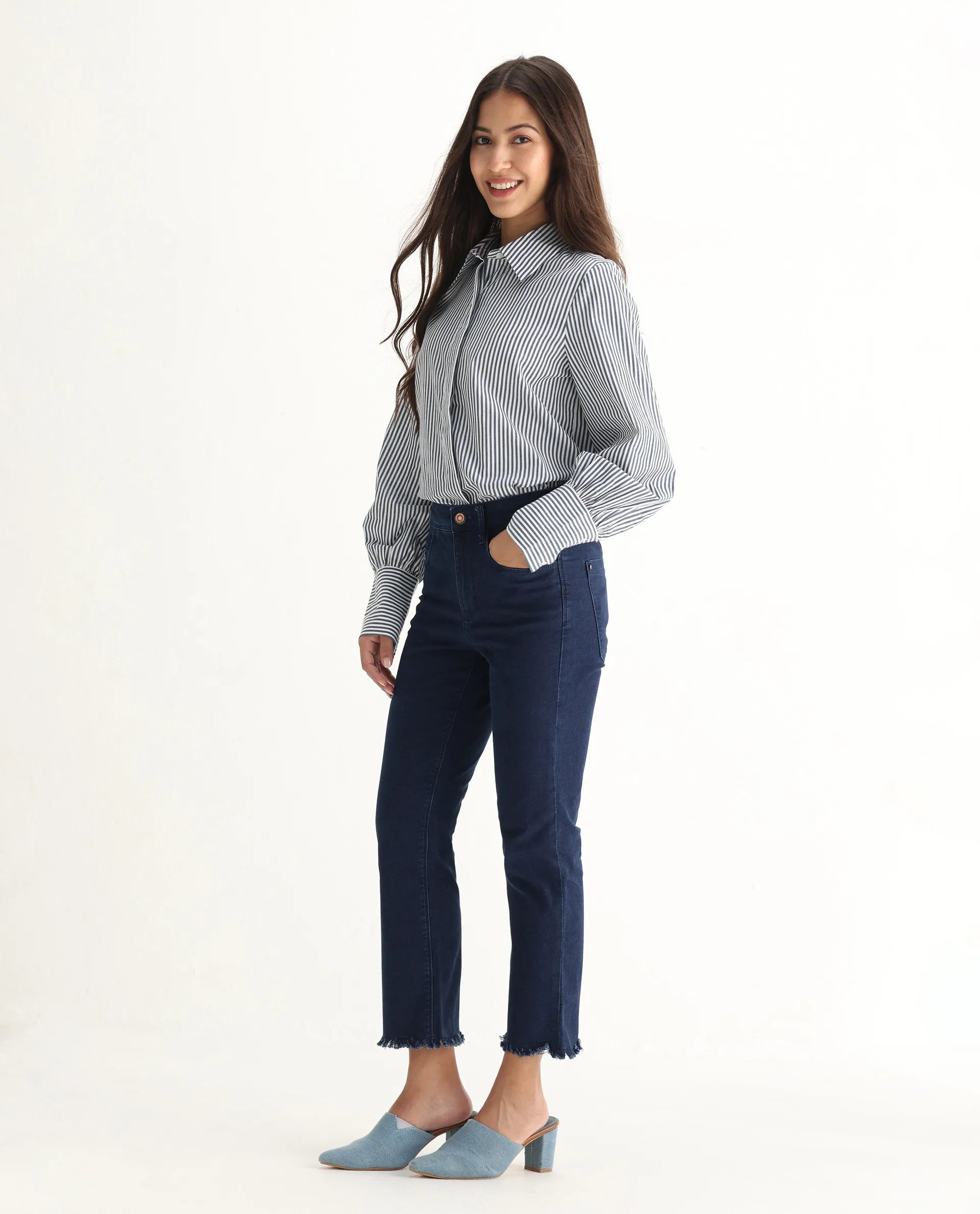 Rareism Women's Hugo Blue Cotton Plain Ankle Length Relaxed Fit Jeans