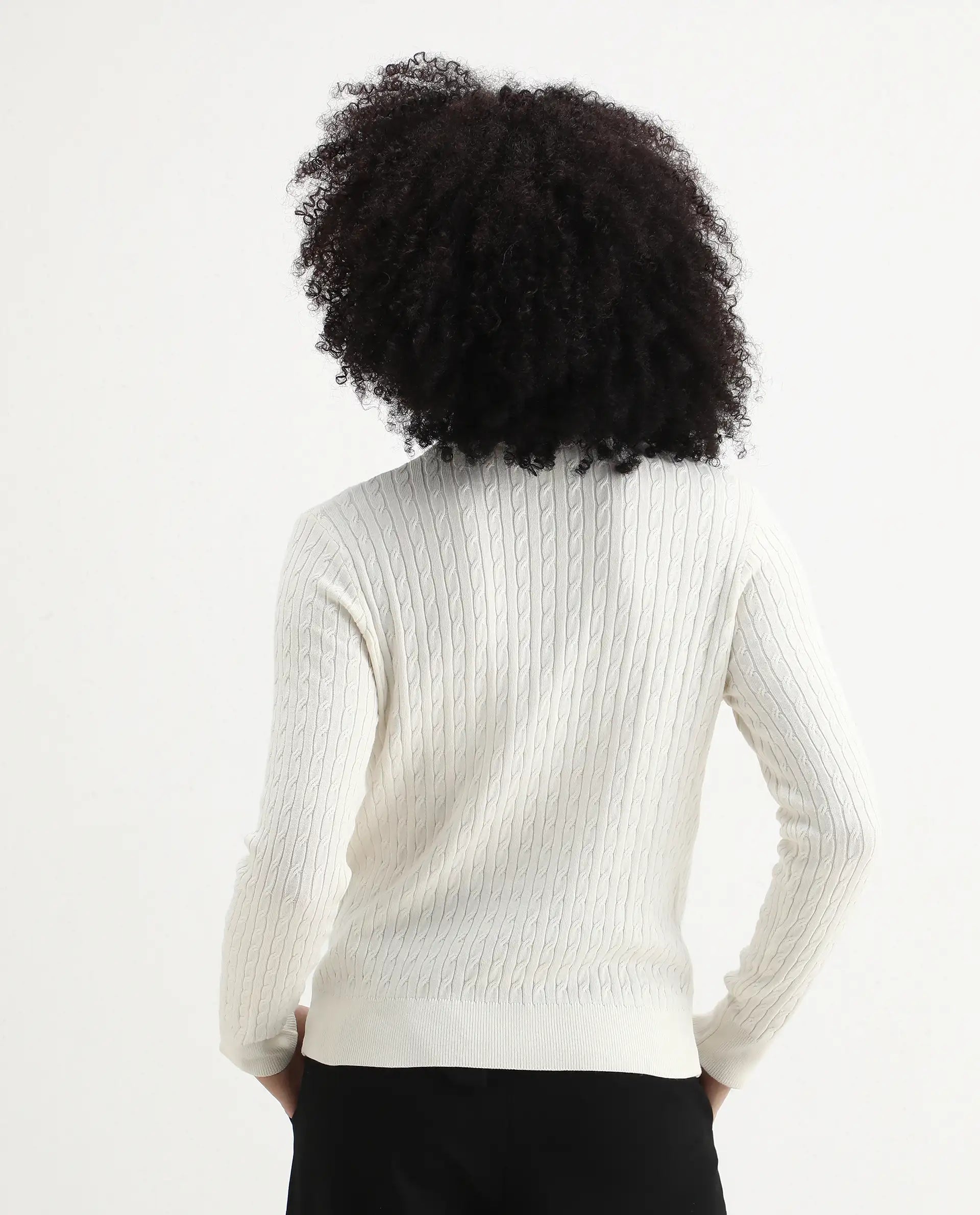 Rareism Women's Izmit White Viscose V-Neck Plain Regular Fit Top