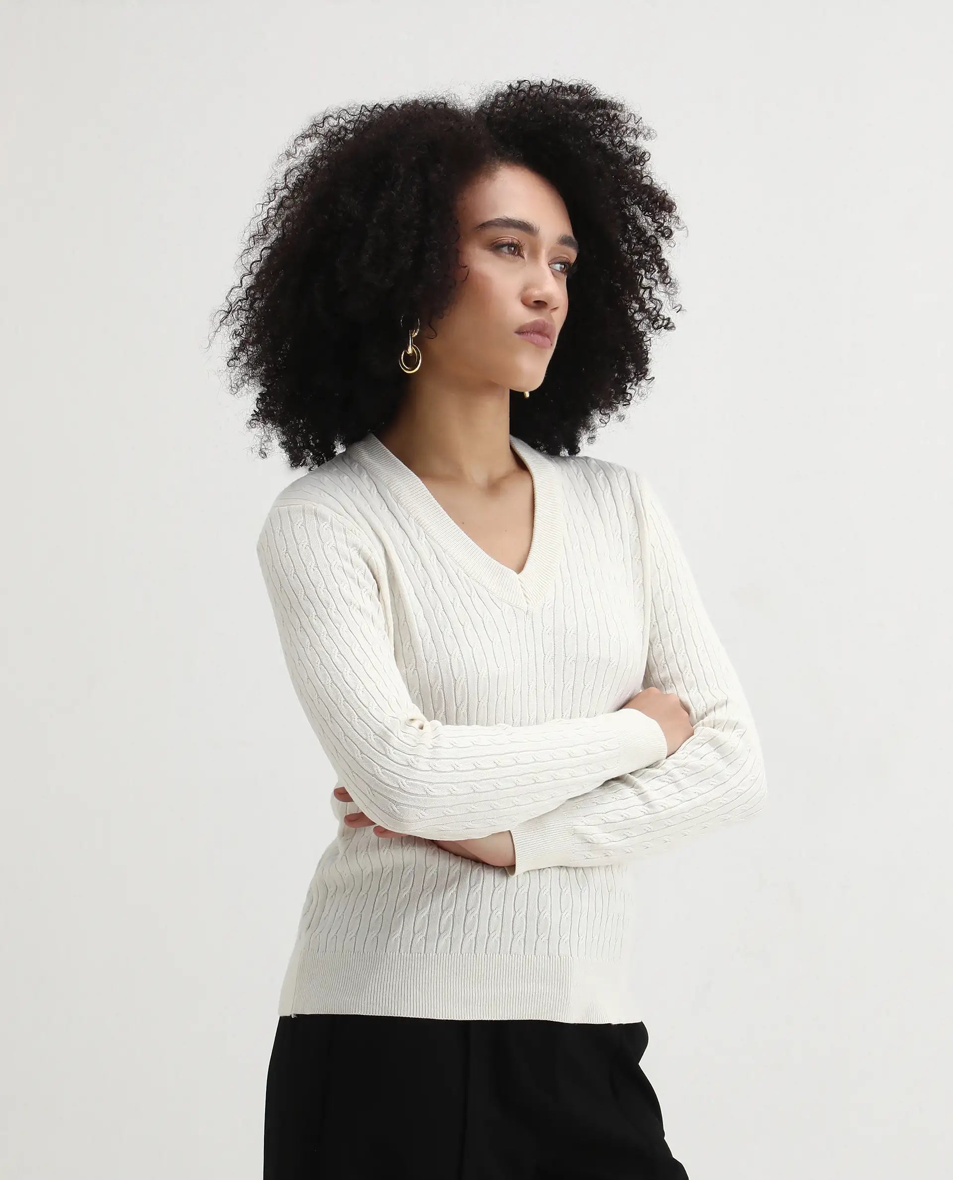 Rareism Women's Izmit White Viscose V-Neck Plain Regular Fit Top