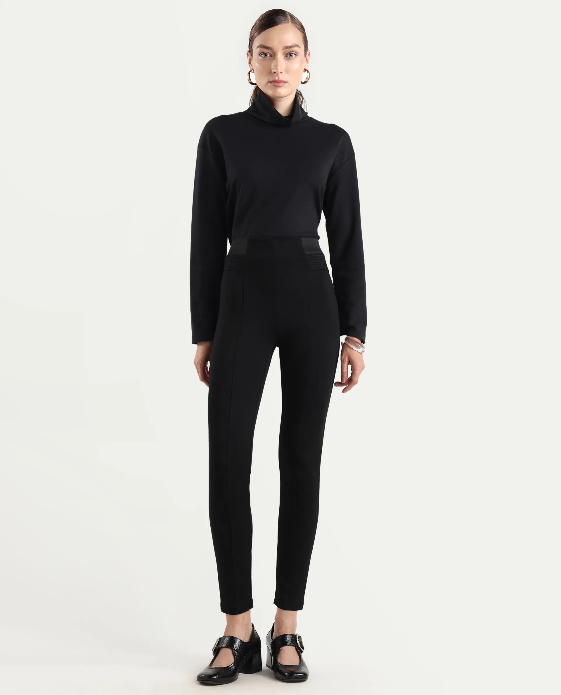 Rareism Women's Jancuro Black Viscose Blend Skinny Fit Plain Trouser