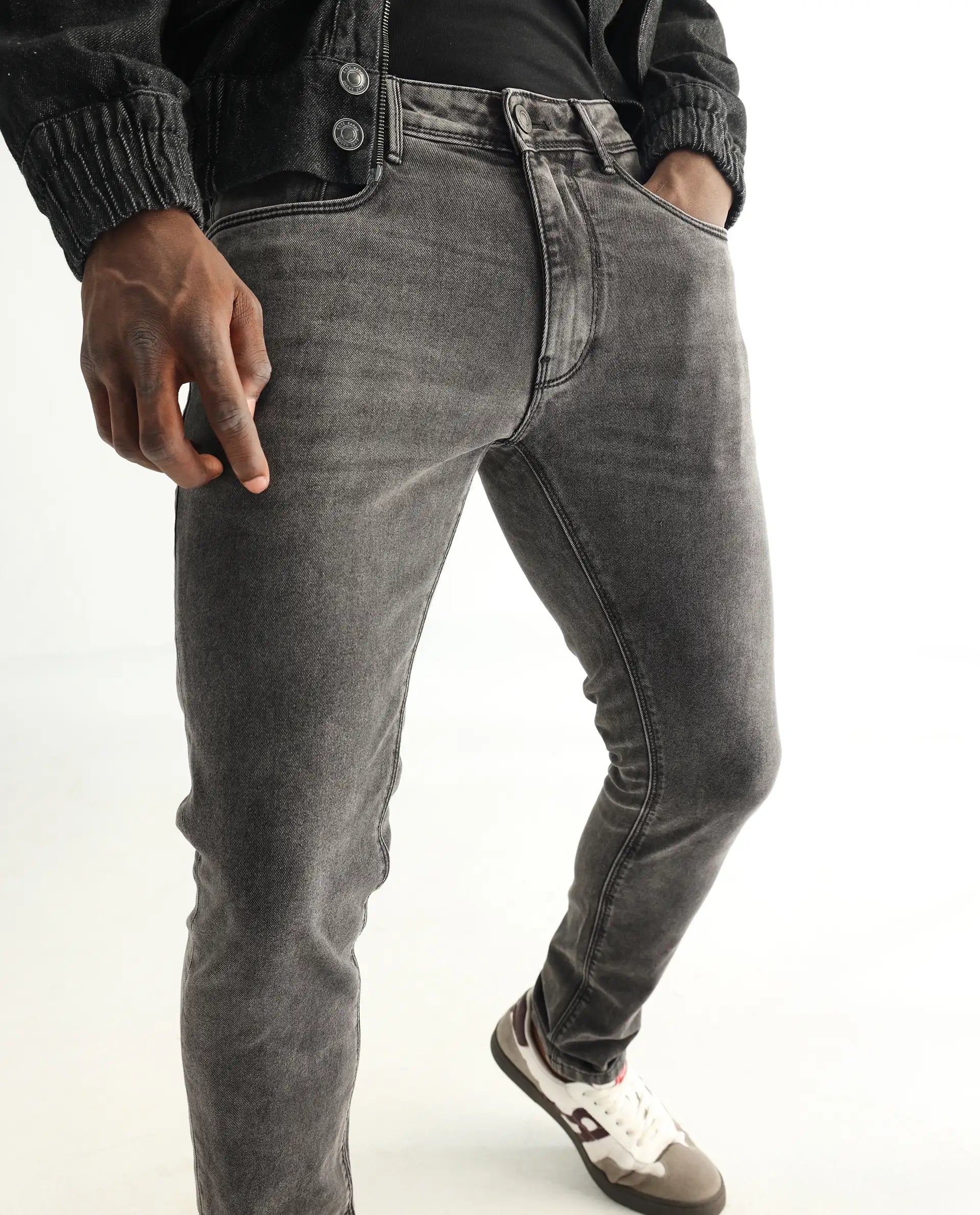 Rare Rabbit Men's Jardin Black Cotton Plain Hawk Slim Fit Jeans