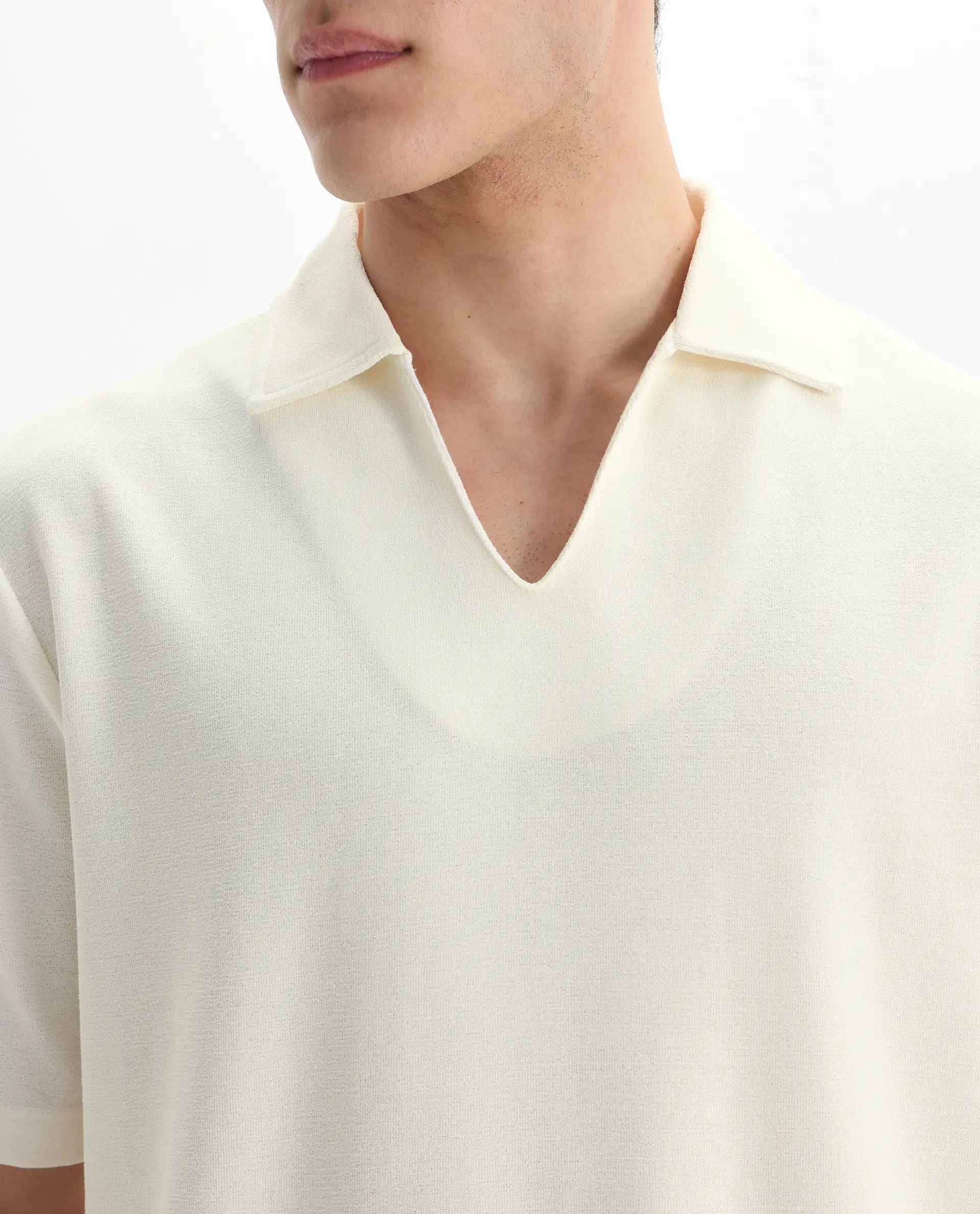 Rare Rabbit Men's Jawal Off White Cotton Blend Plain Oversized Fit Half Sleeve Polo