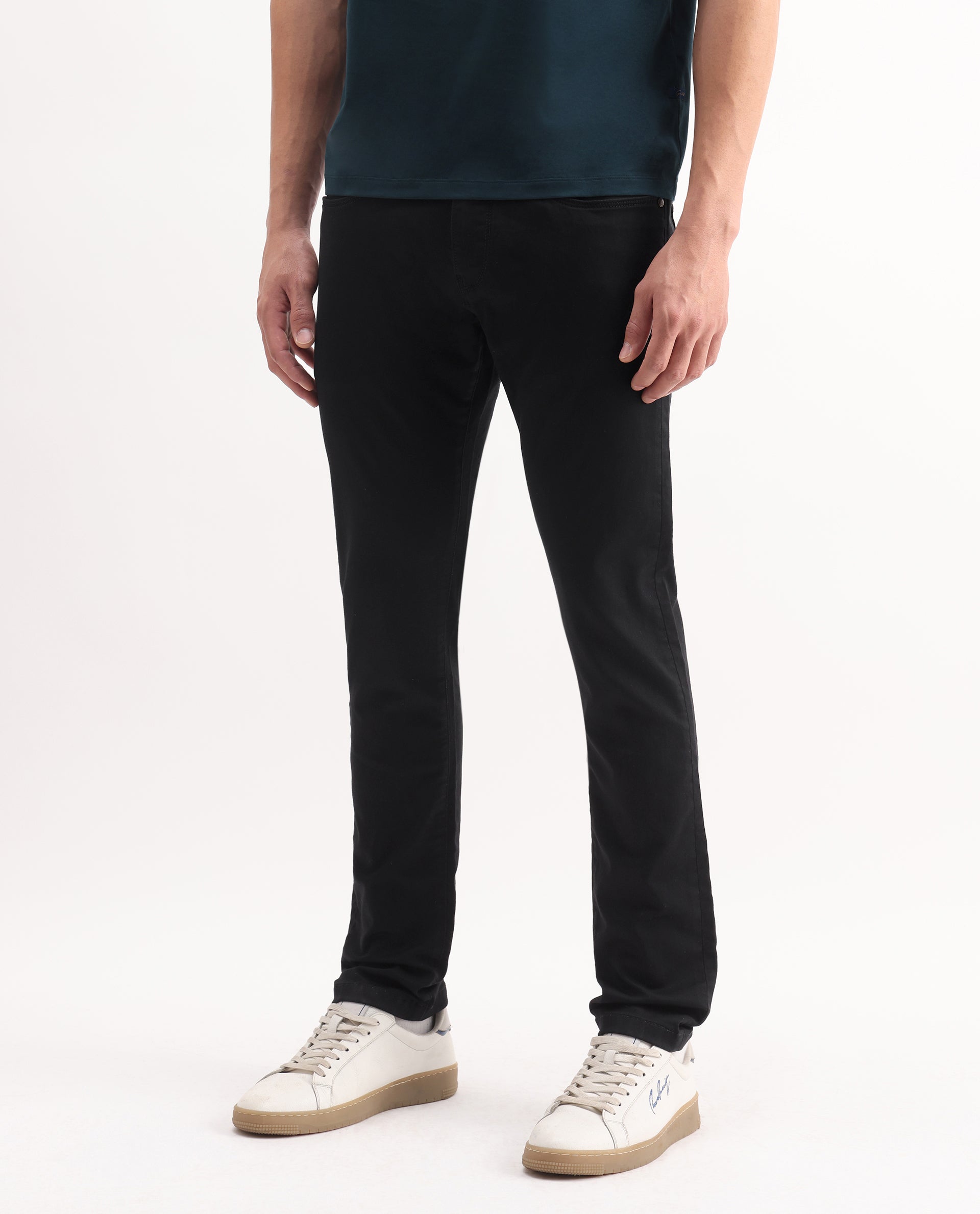 Rare Rabbit Men's Korv-25 Black Cotton Blend Plain Hawk Slim Fit Jeans