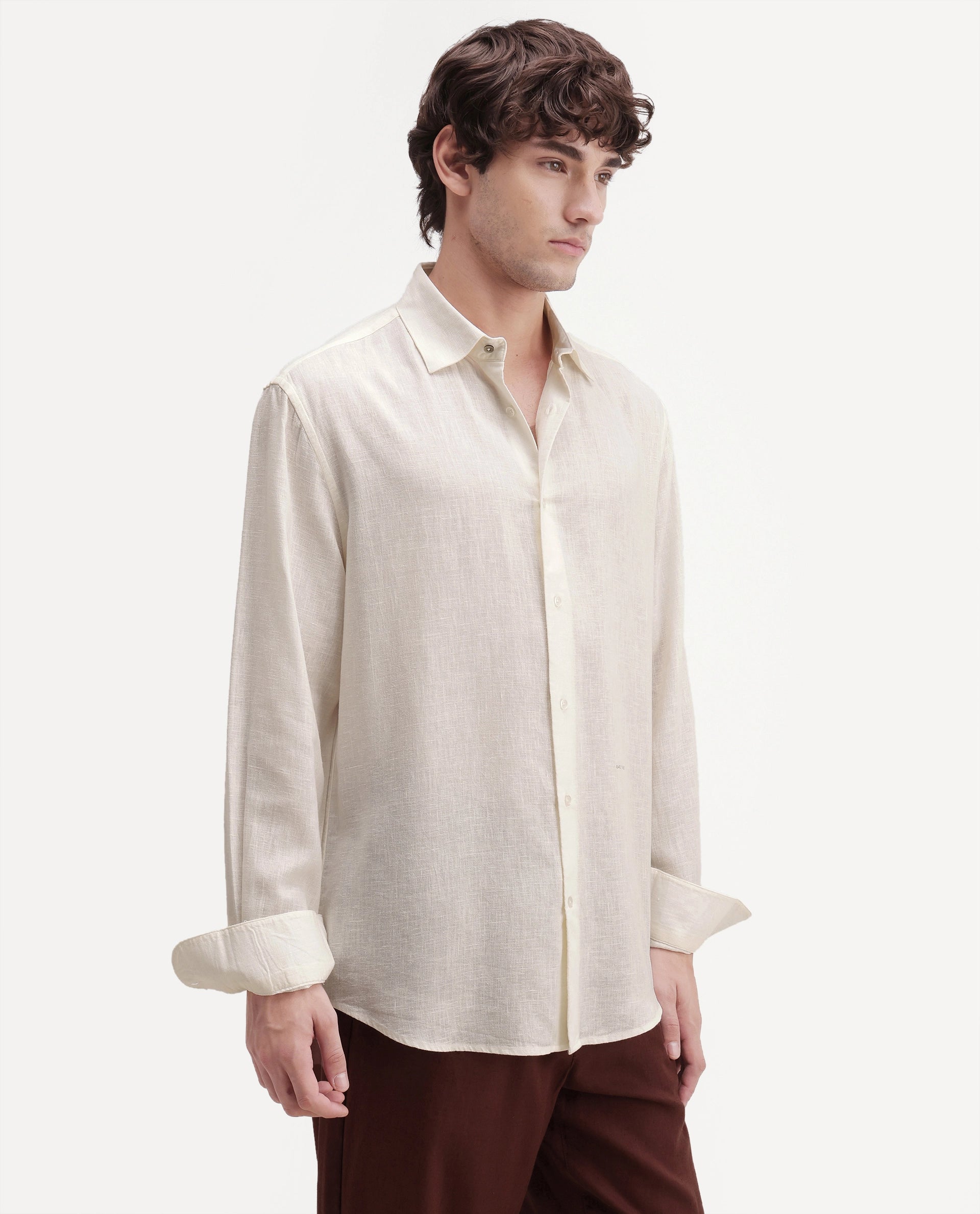 Rare Rabbit Men's Lewan-Ls Primary Off White Linen Blend Spread Collar Regular Plain Shirt