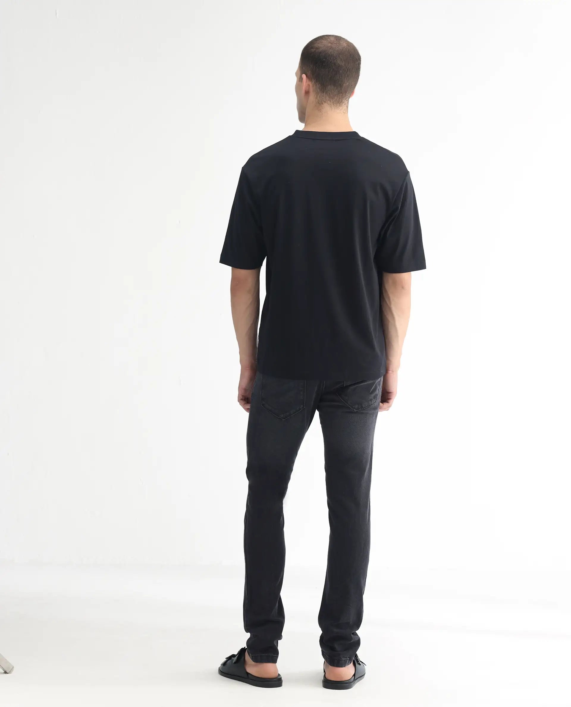 Rare Rabbit Men's Linea Black Cotton Plain Hawk Slim Fit Jeans