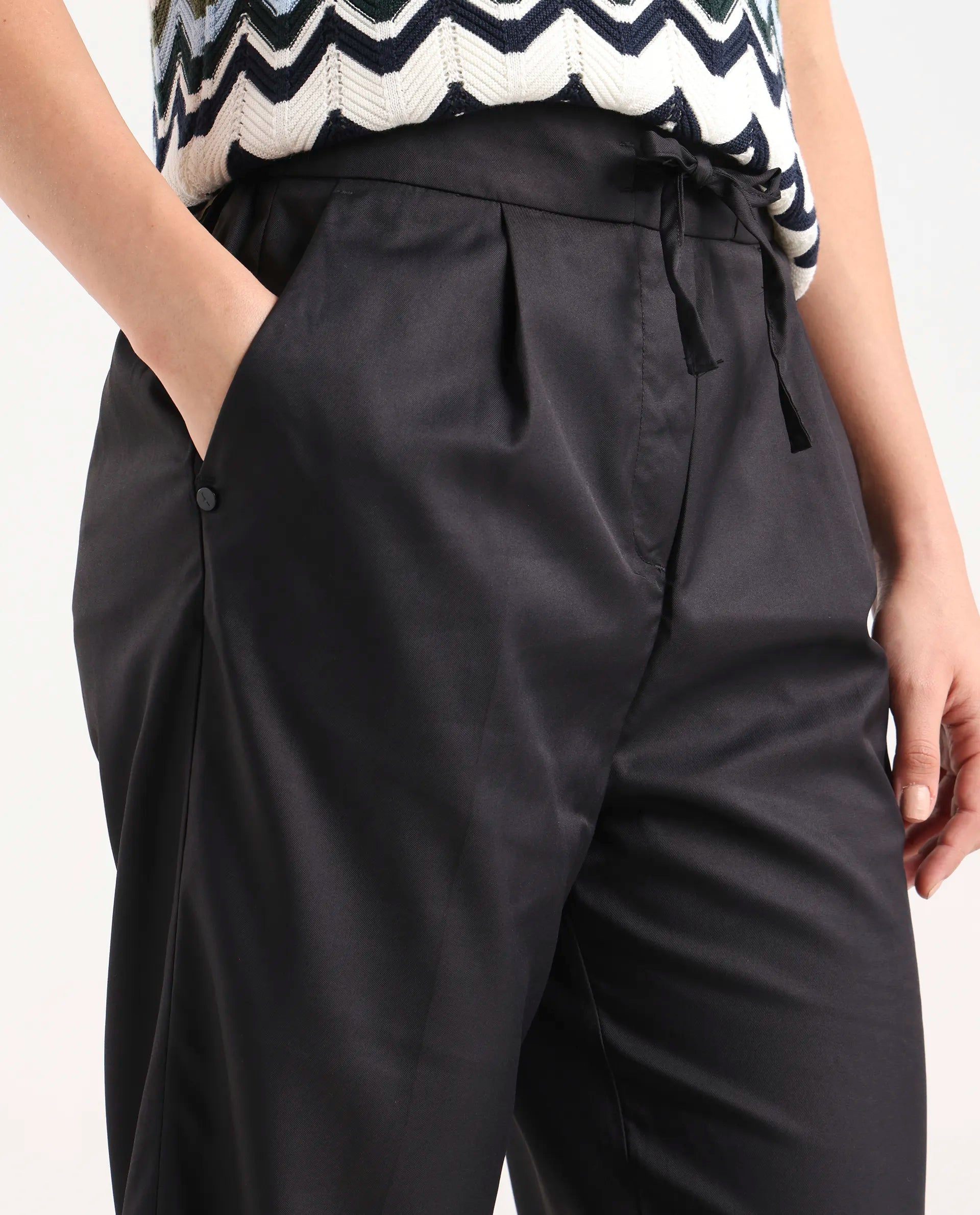 Rareism Women's Miza Black Cotton Plain Ankle Length Straight Fit Trouser