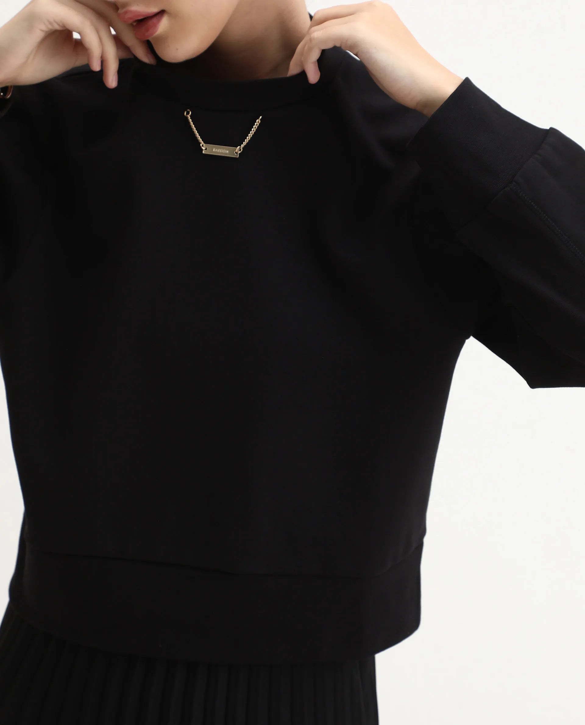 Rareism Women's Naz Black Cotton Blend Fabric Crew Neck Relaxed Fit Printed Sweatshirt