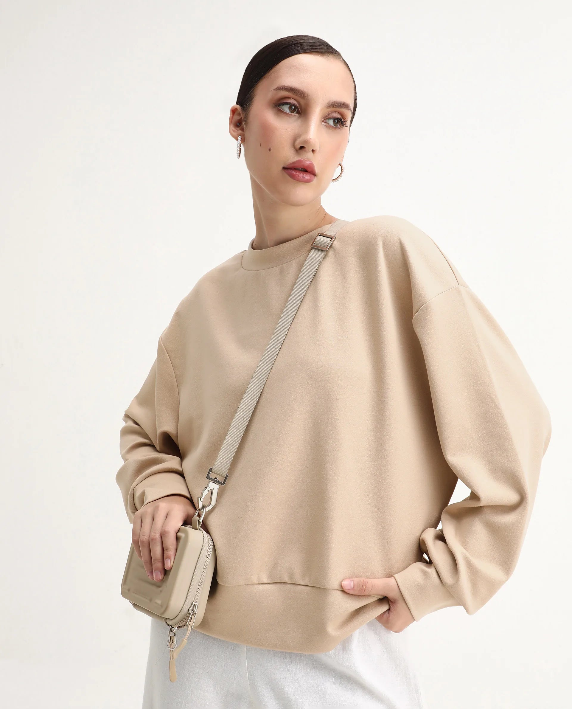 Rareism Women's Nebo Beige Modal Blend Fabric Crew Neck Relaxed Fit Printed Sweatshirt