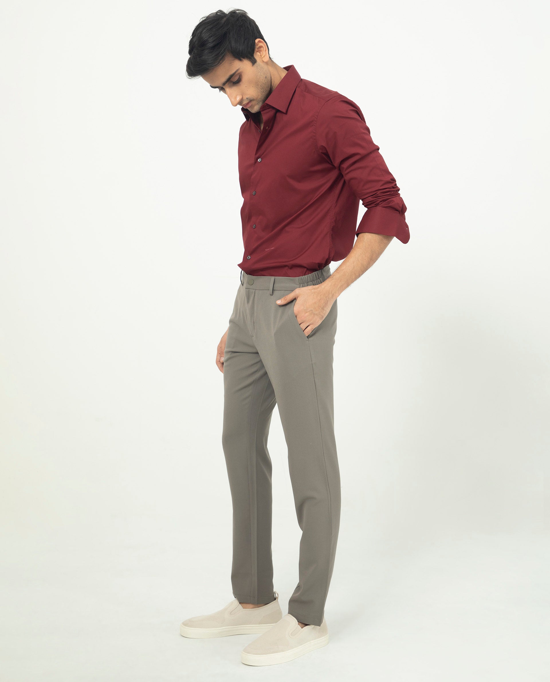 Rare Rabbit Men's Neutons Maroon Cotton Lycra Fabric Full Sleeves Solid Shirt