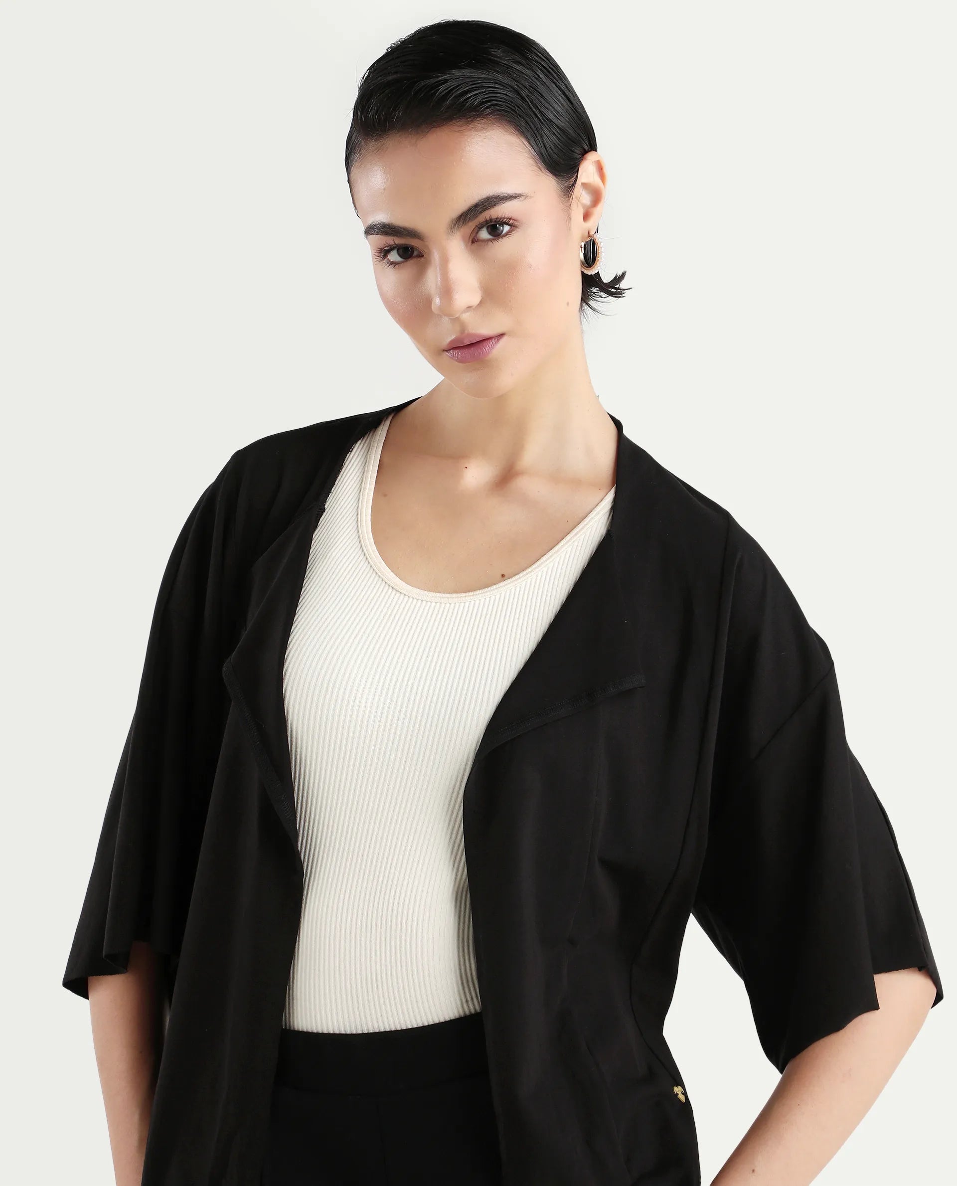 Rareism Women's Nirv Black Cotton Collarless Plain Relaxed Fit Shrug