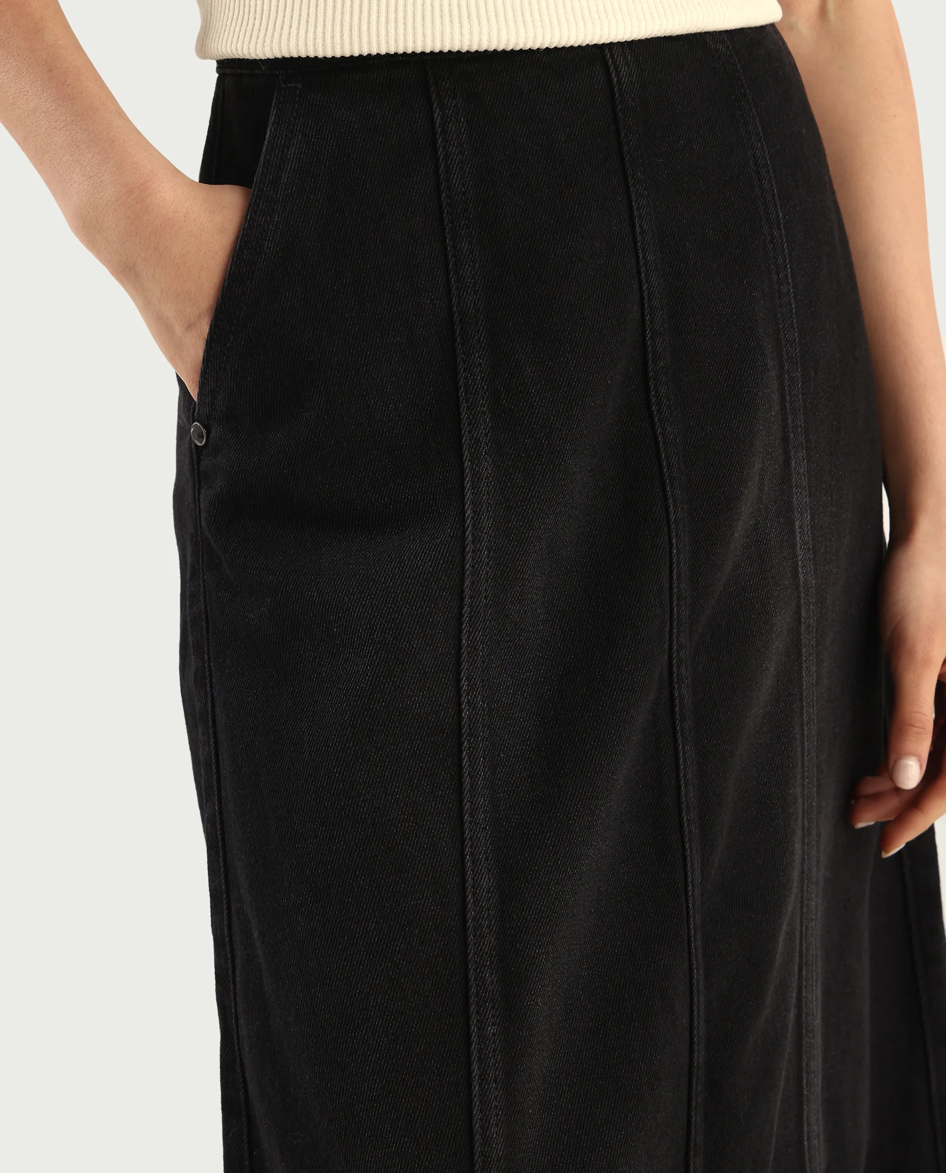 Rareism Women's Parrow Black Cotton Plain Midi Flared Skirt