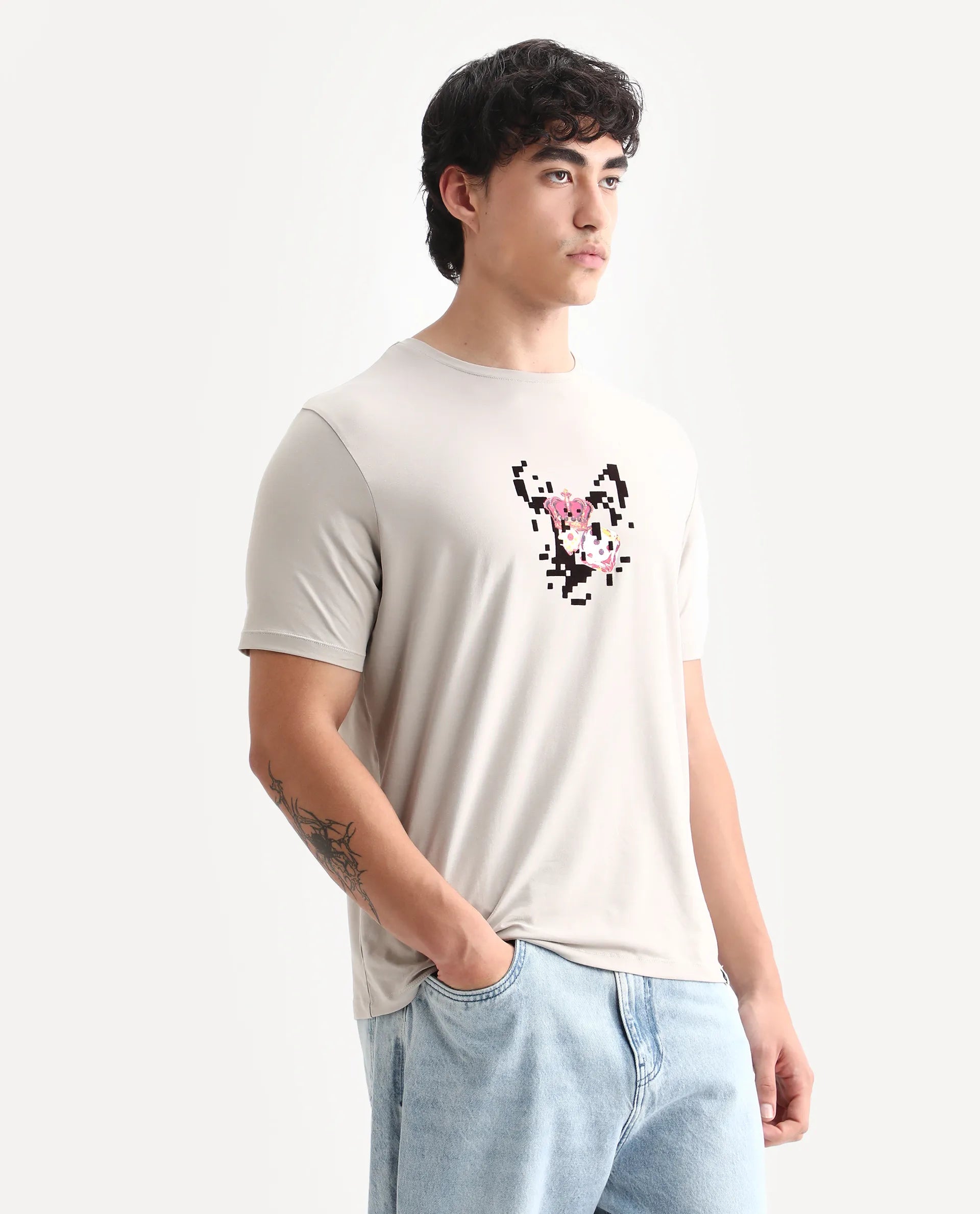 Rare Rabbit Men's Pazo Light Grey Cotton Blend Graphic Print Regular Fit Half Sleeve Crew Neck T-Shirt