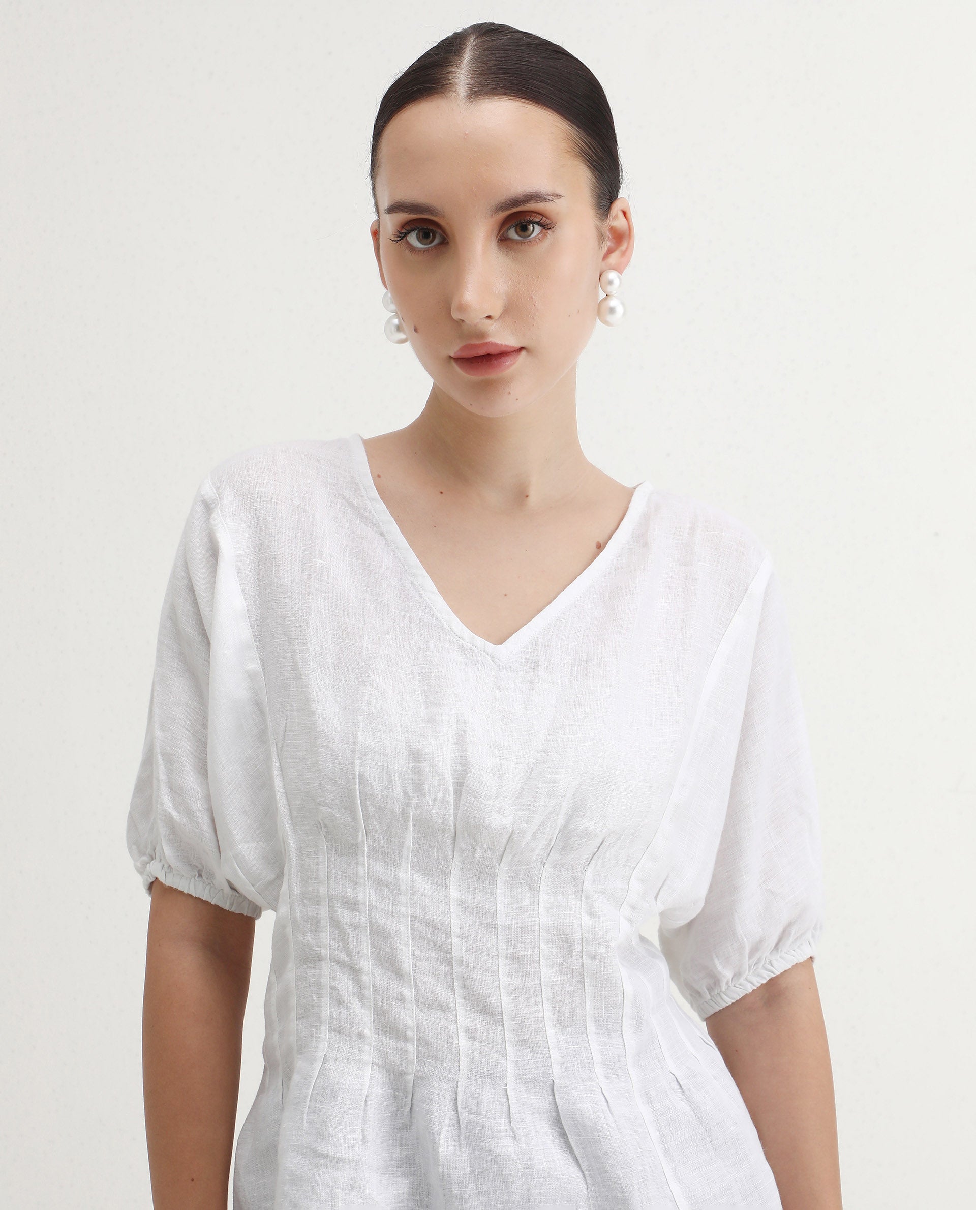 Rareism Women's Perdue White Linen V-Neck Plain Puff Sleeves Regular Fit Top