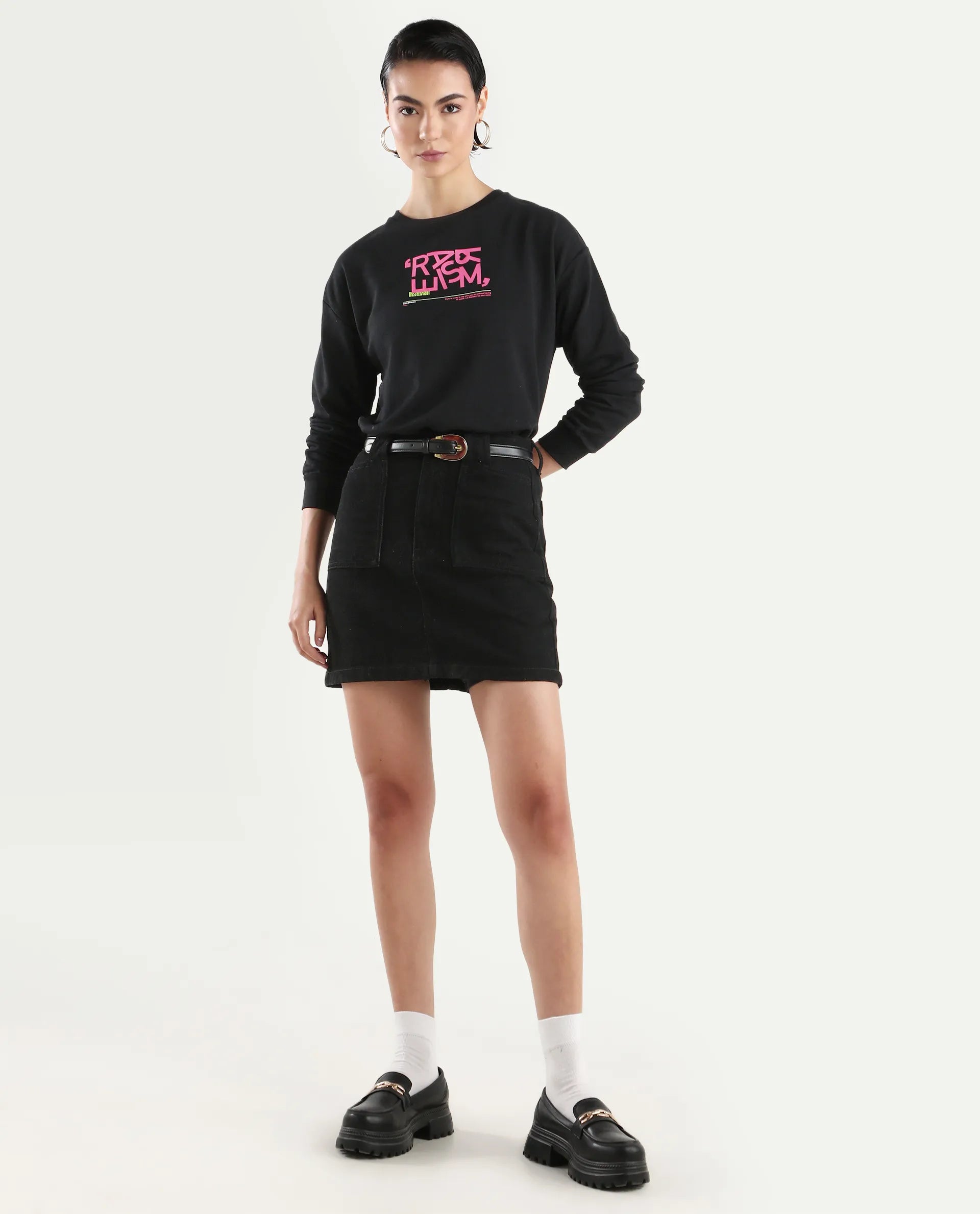 Rareism Women's Perio Black Cotton Blend Crew Neck Graphic Print Regular Fit Sweatshirt