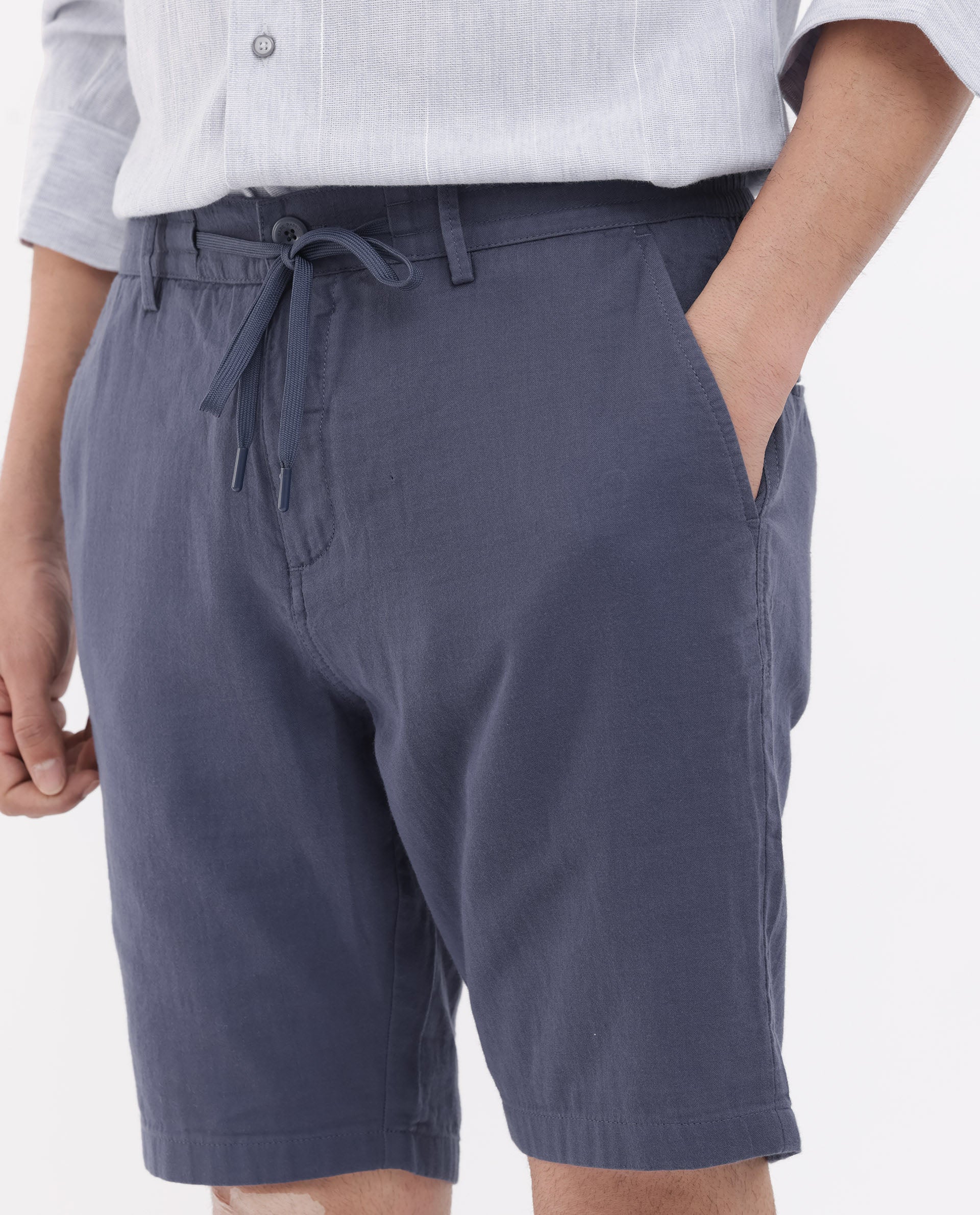 Rare Rabbit Men's Pinto Purple Cotton Fabric Knee Length Solid Shorts