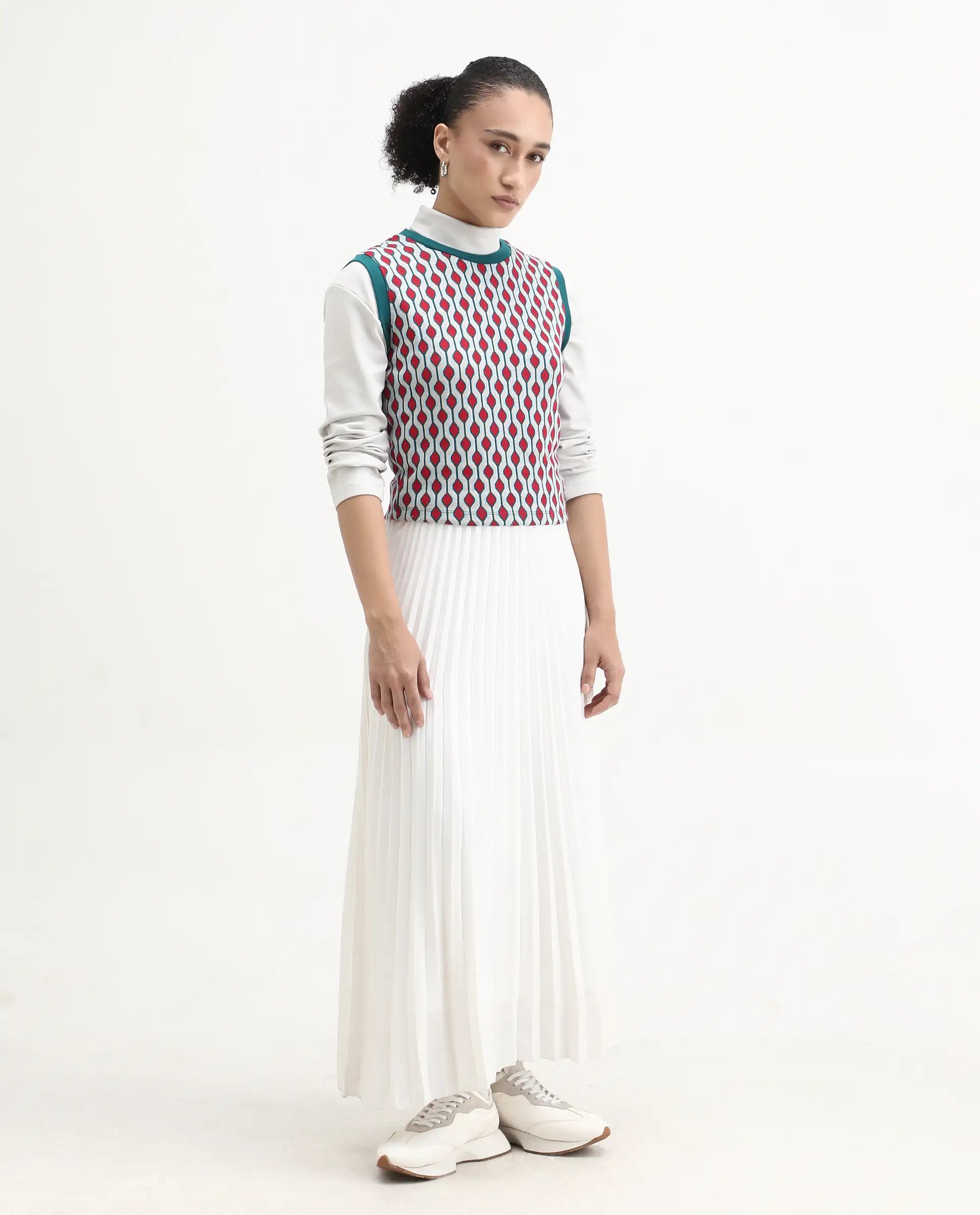 Rareism Women's Rako Multi Cotton Crew Neck Geometric Print Sleeveless Slim Fit Top