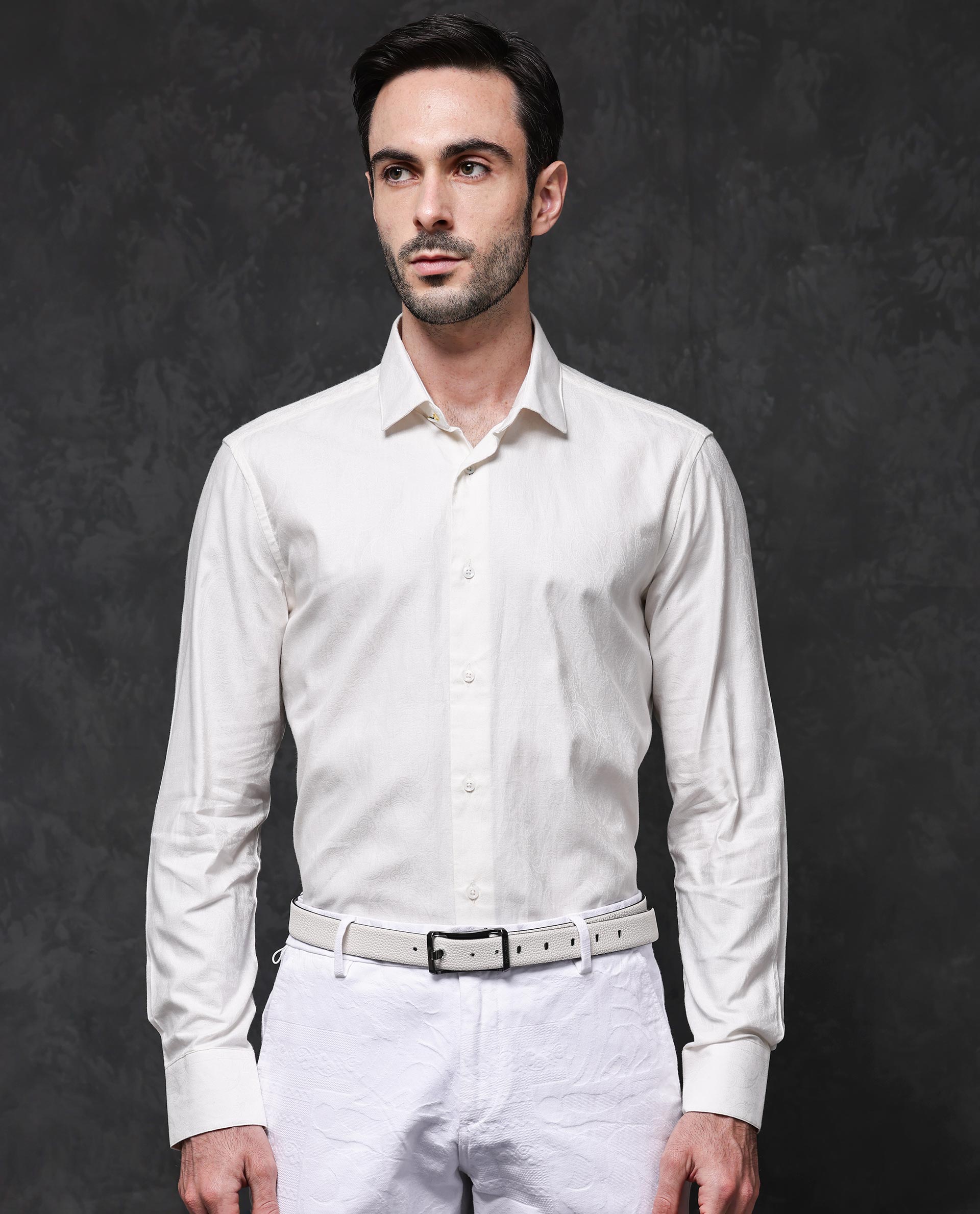 Rare Rabbit Mens Reel Off White Full Sleeve Jacquard Texture Paisley Print Shirt