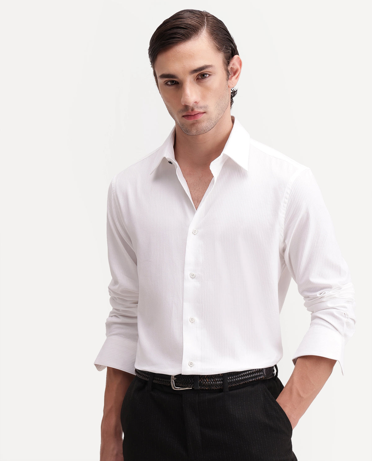 Rare Rabbit Men's Novo-Aw26 Primary White Cotton Spread Collar Regular Plain Shirt