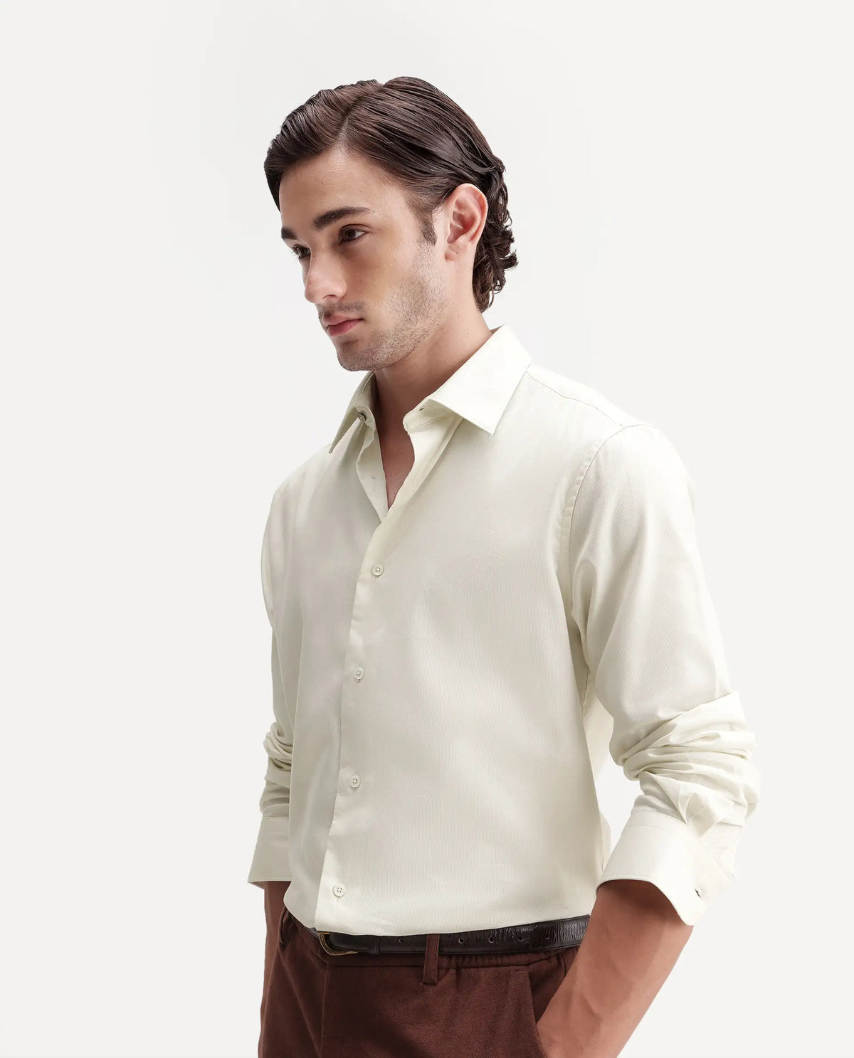 Rare Rabbit Men's Miru Primary Off White Cotton Spread Collar Regular Plain Shirt