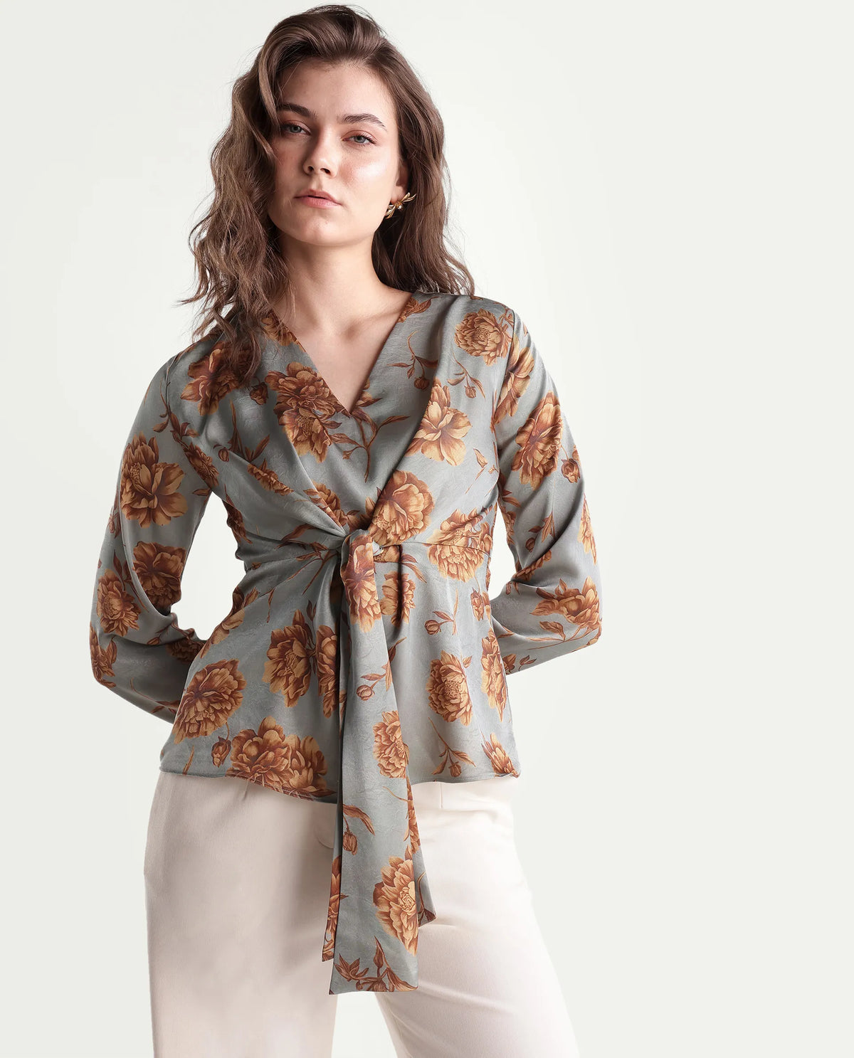 Rareism Women's Falon Pastel Blue Polyester Pull-On Wrap Floral Print Top