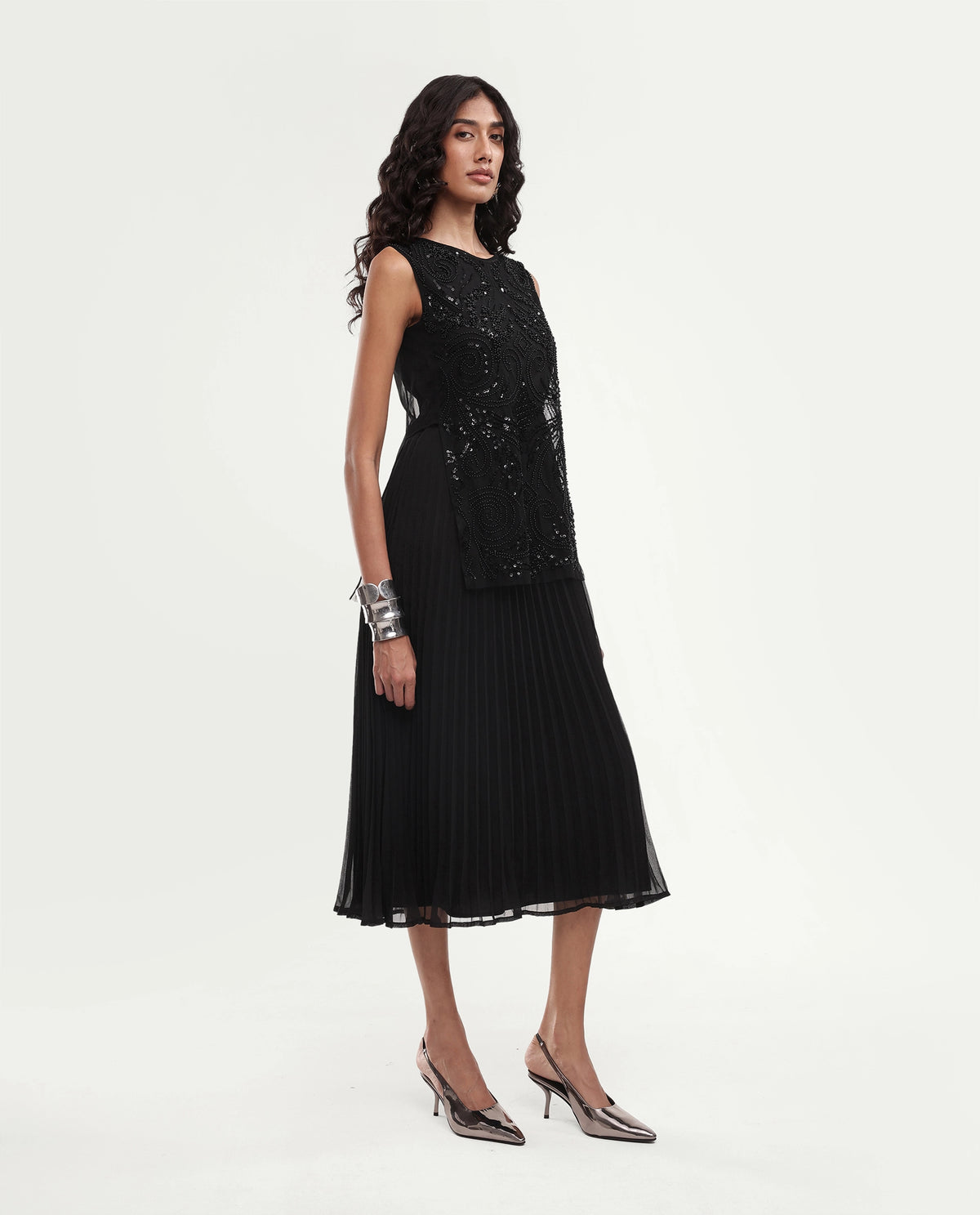 Rareism Women's Gupko Primary Black Polyester Crew Neck Fit And Flare Embroidered Dress