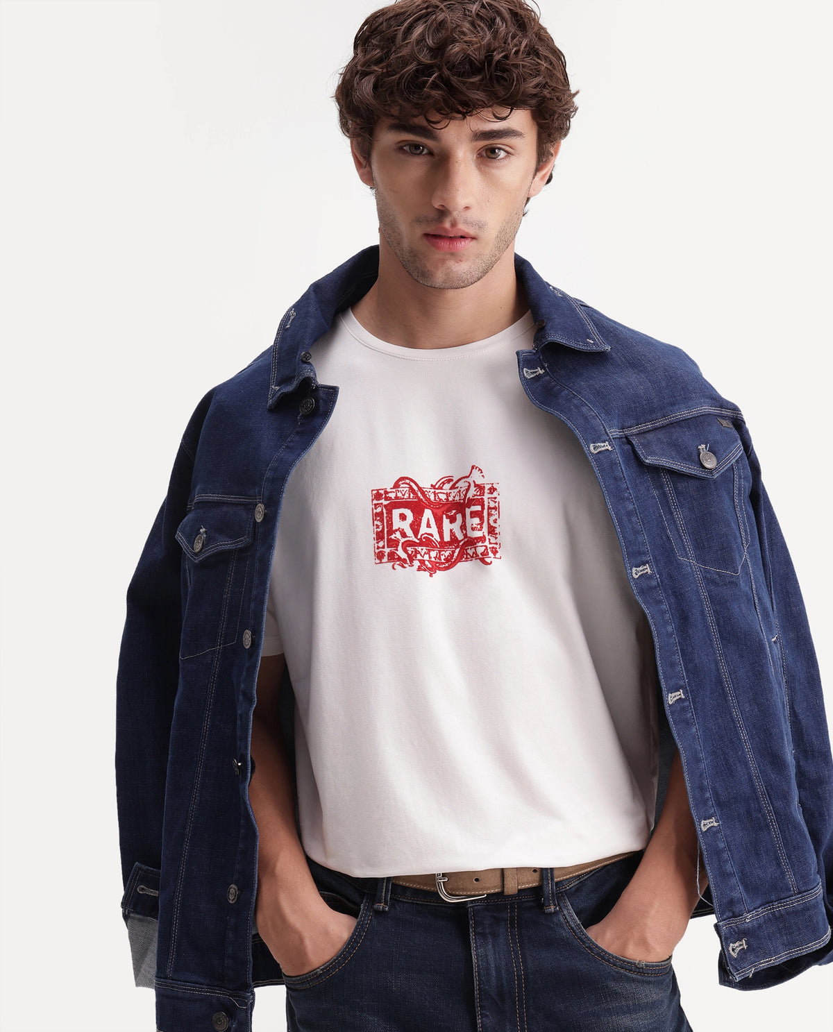 Rare Rabbit Men's Delos Off White Cotton Blend Crew Neck Regular Graphic Print T-Shirt