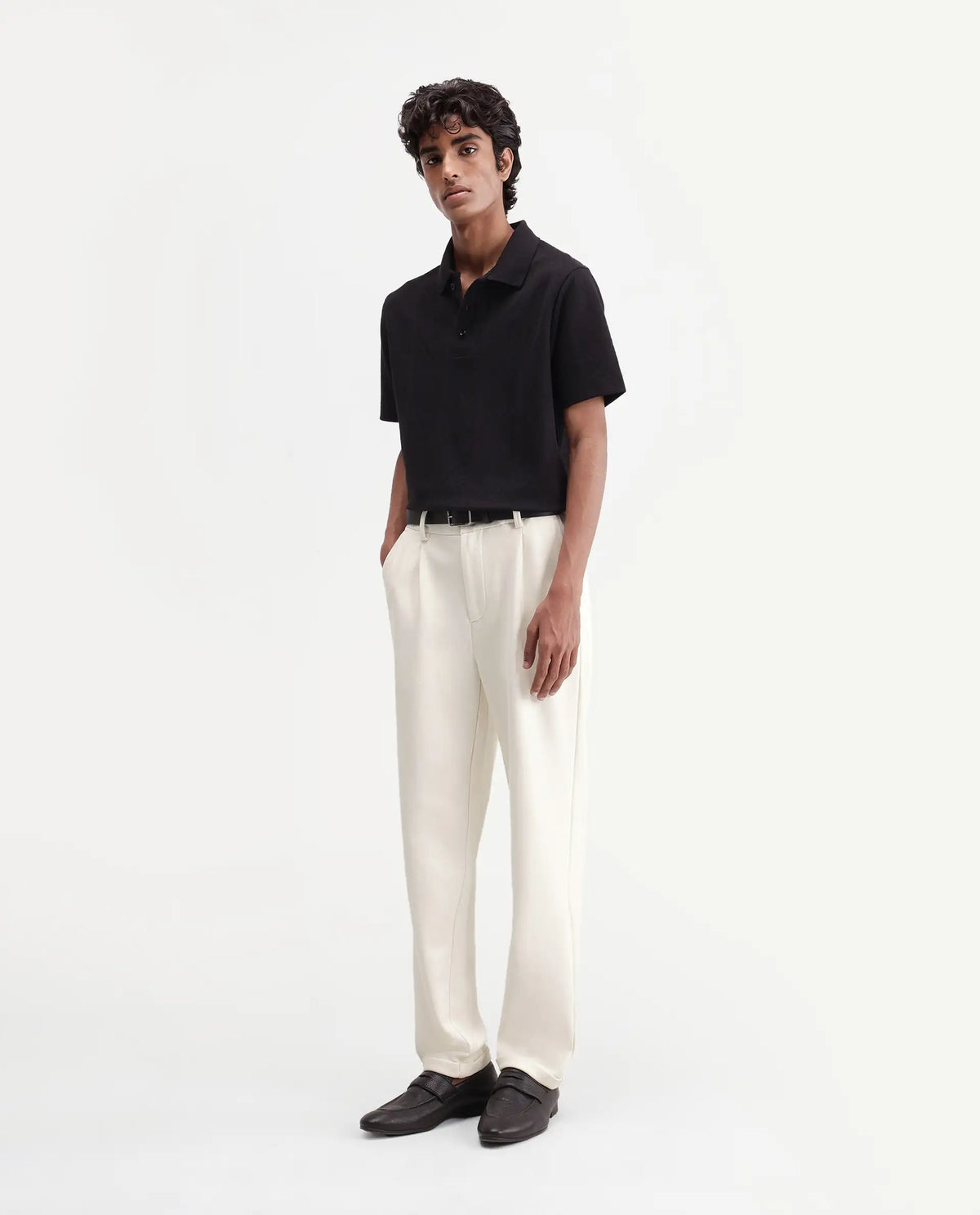 Rare Rabbit Men's Zor Off White Cotton Blend  Relaxed Plain Trouser
