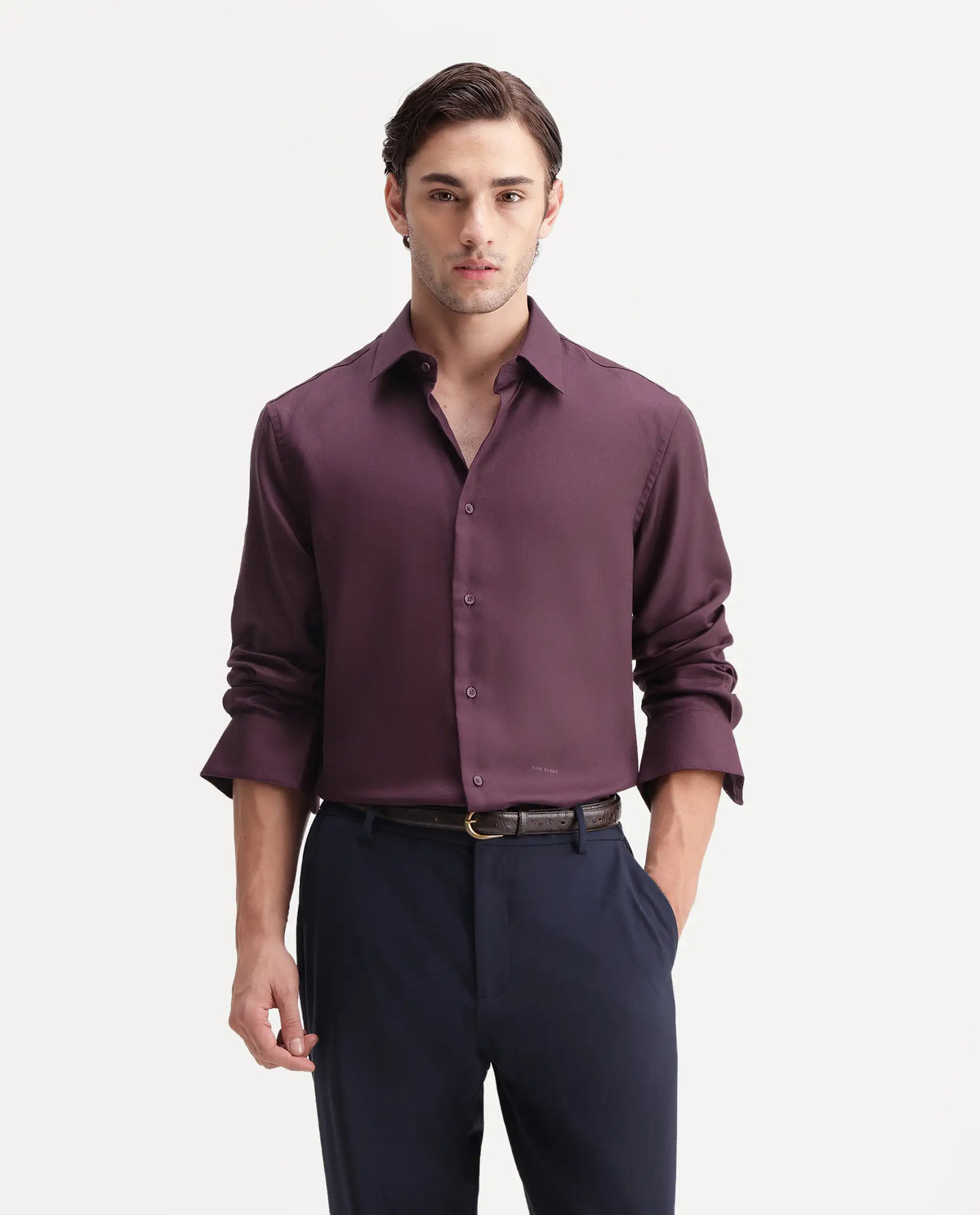 Rare Rabbit Men's Pare Maroon Cotton Blend Button-Down Collar Regular Plain Shirt