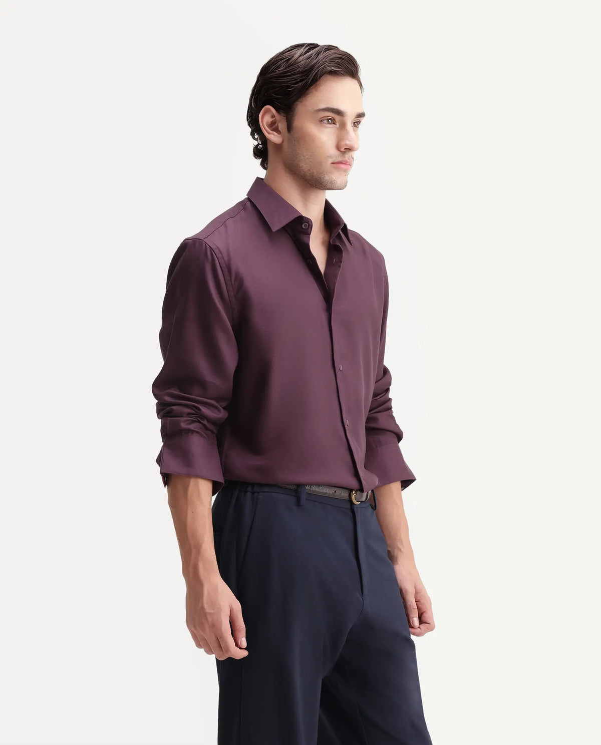 Rare Rabbit Men's Pare Maroon Cotton Blend Button-Down Collar Regular Plain Shirt