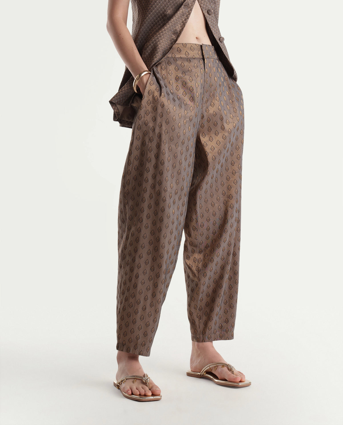 Rareism Women's Xajaq-B Black Polyester Barcelon Jacquard Trouser