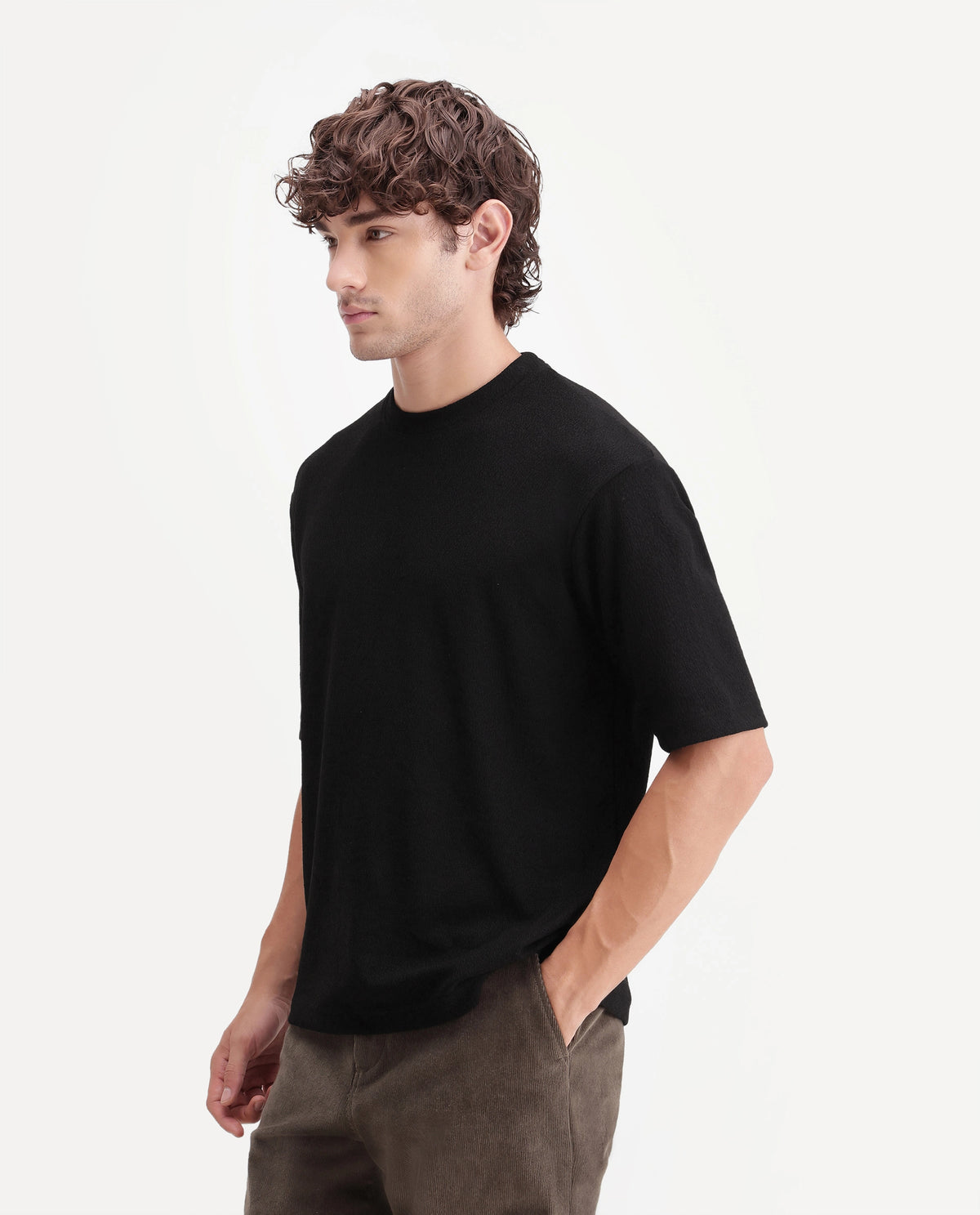 Rare Rabbit Men's Thira Black Cotton Blend Crew Neck Regular Plain T-Shirt