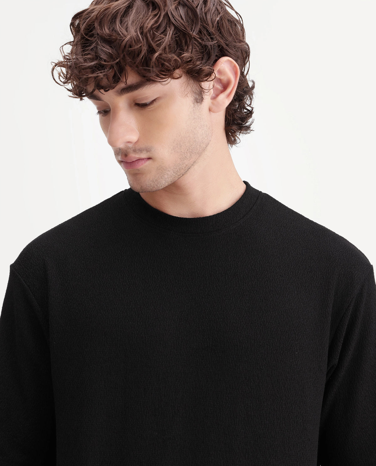 Rare Rabbit Men's Thira Black Cotton Blend Crew Neck Regular Plain T-Shirt