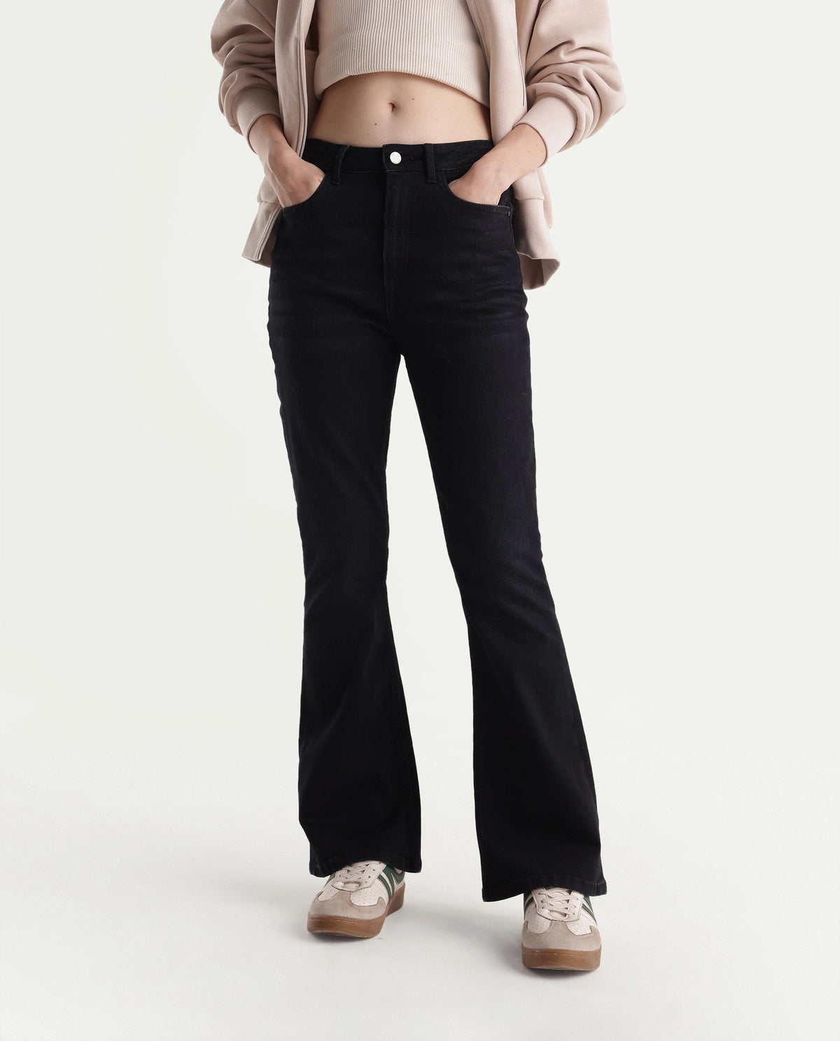 Rareism Women's Bute-1 Dark Navy Cotton Blend Shank And Zipper Bootcut Plain Jeans